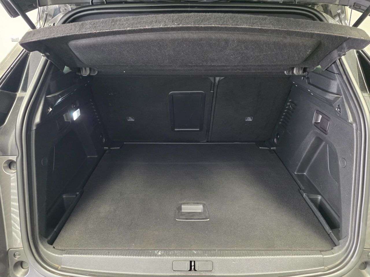 2019 PEUGEOT 3008 2019 PEUGEOT 3008