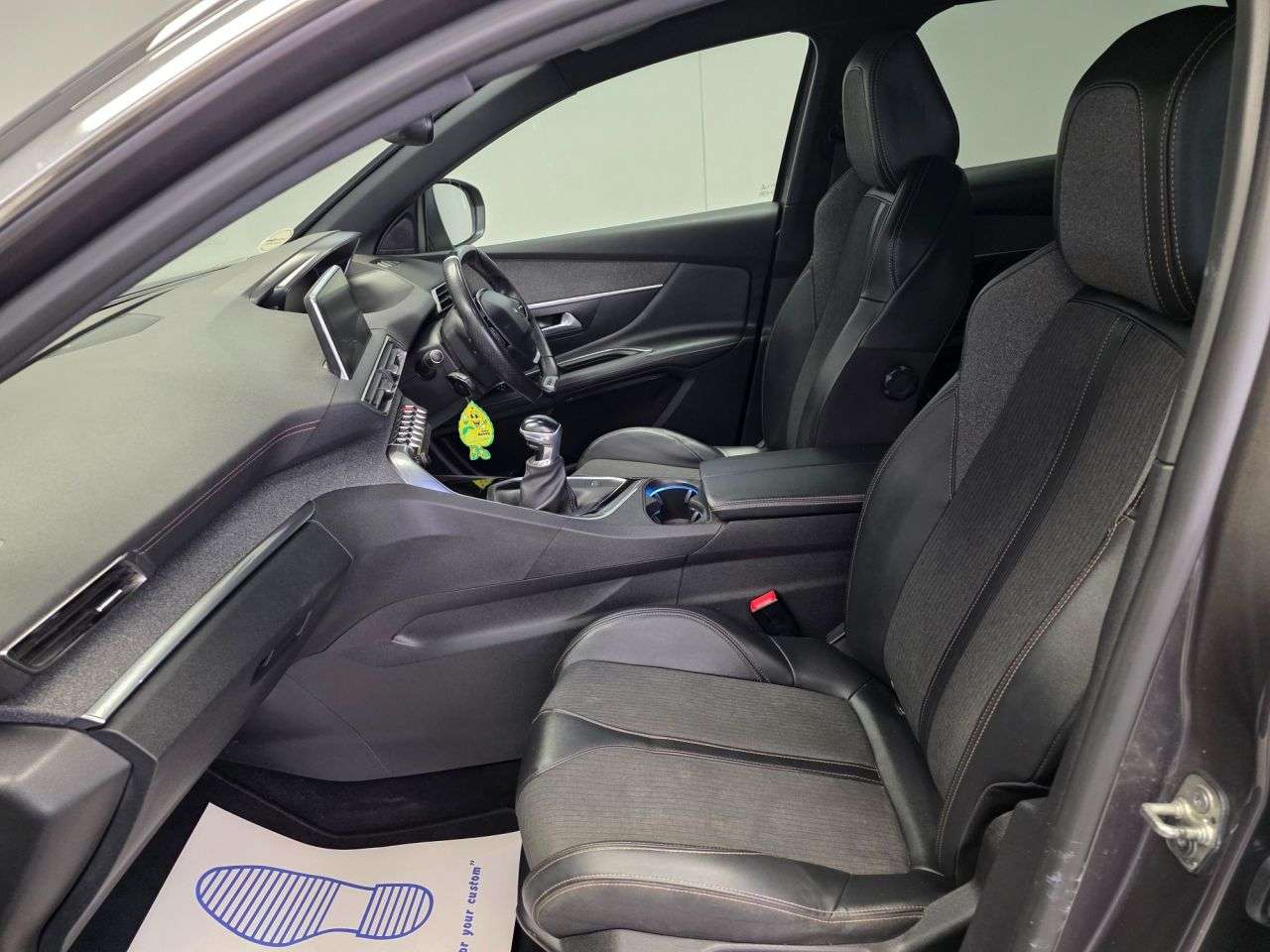 2019 PEUGEOT 3008 2019 PEUGEOT 3008