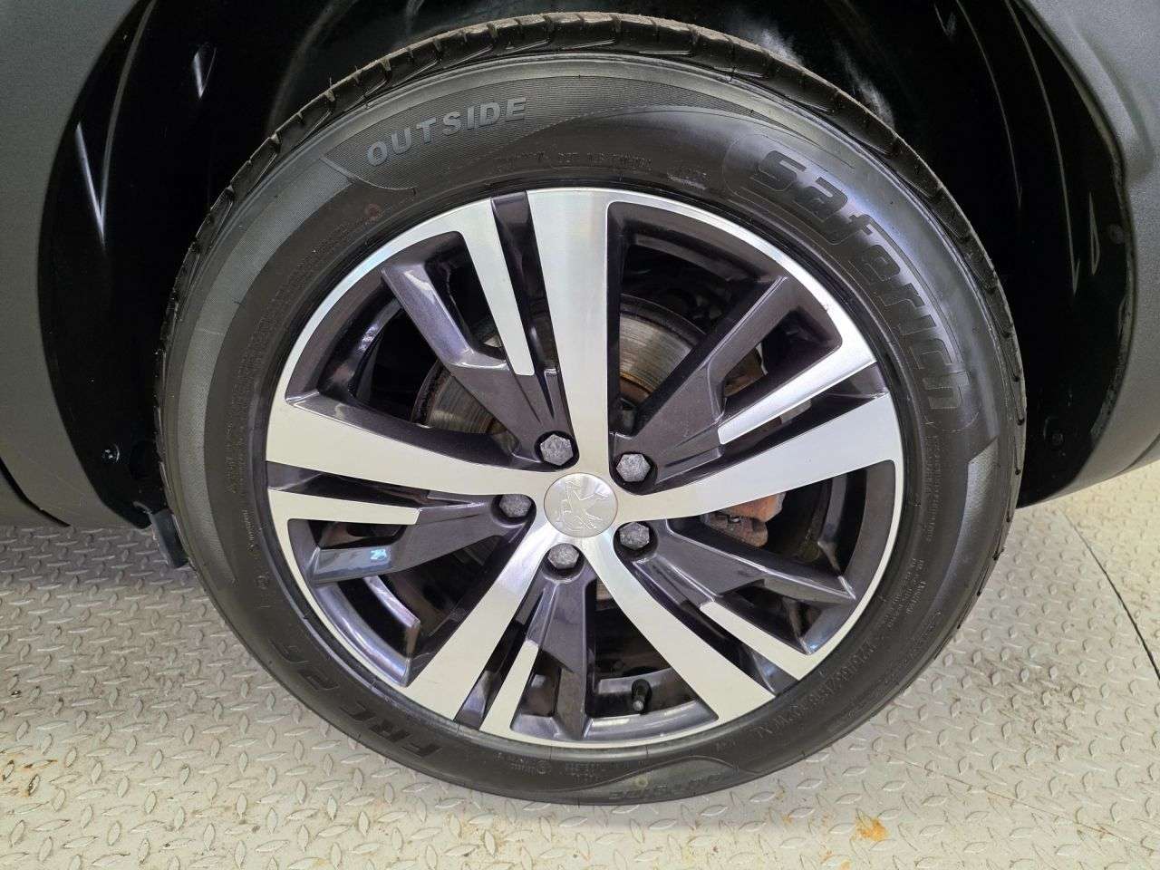 2019 PEUGEOT 3008 2019 PEUGEOT 3008