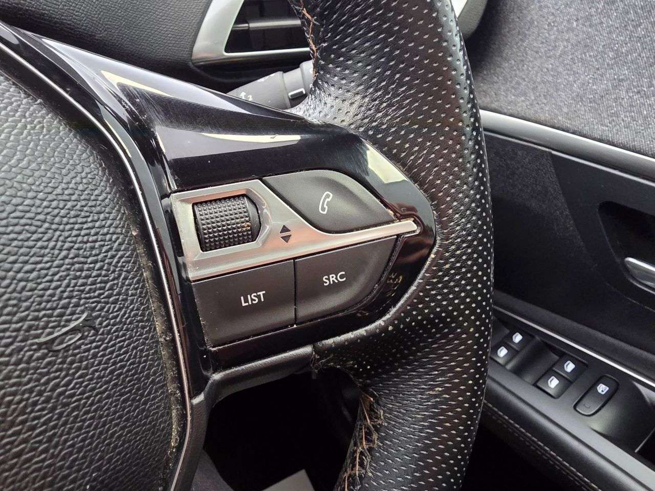 2019 PEUGEOT 3008 2019 PEUGEOT 3008