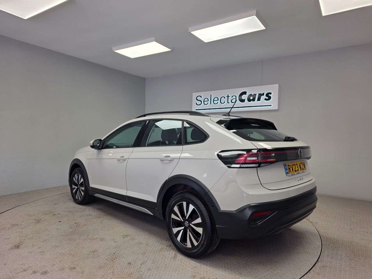 A 2023 VOLKSWAGEN TAIGO 1.0 TSI Life SUV 5dr Petrol Manual Euro 6 (s/s) (95 ps) A 2023 VOLKSWAGEN TAIGO 1.0 TSI Life SUV 5dr Petrol Manual Euro 6 (s/s) (95 ps)