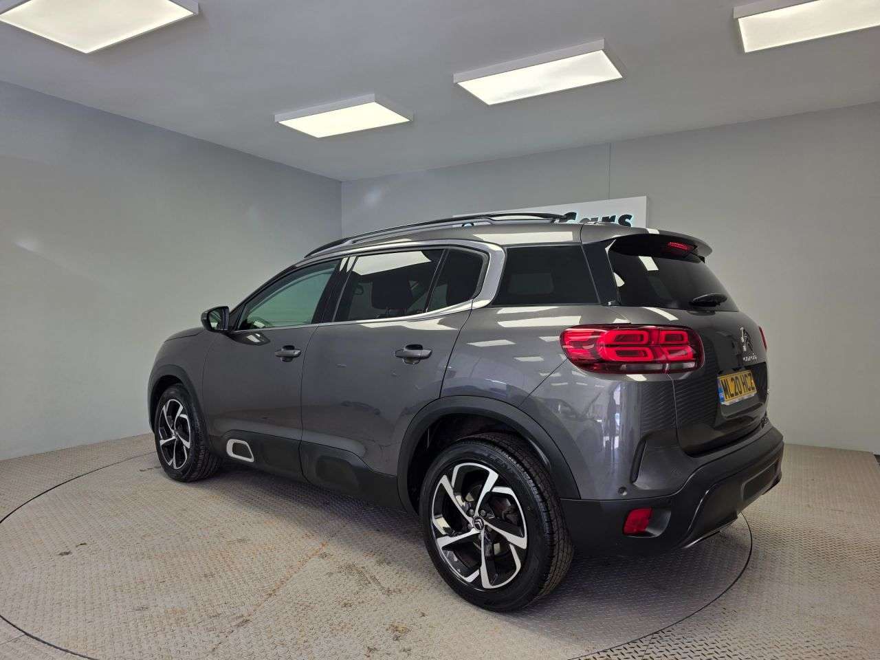A 2020 CITROEN C5 AIRCROSS 1.2 PureTech Flair SUV 5dr Petrol Manual Euro 6 (s/s) (130 ps) A 2020 CITROEN C5 AIRCROSS 1.2 PureTech Flair SUV 5dr Petrol Manual Euro 6 (s/s) (130 ps)
