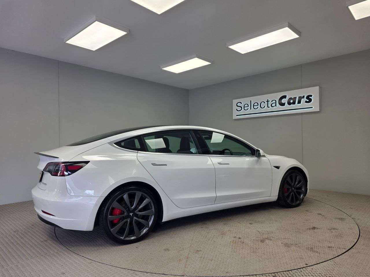 2020 TESLA MODEL 3 2020 TESLA MODEL 3