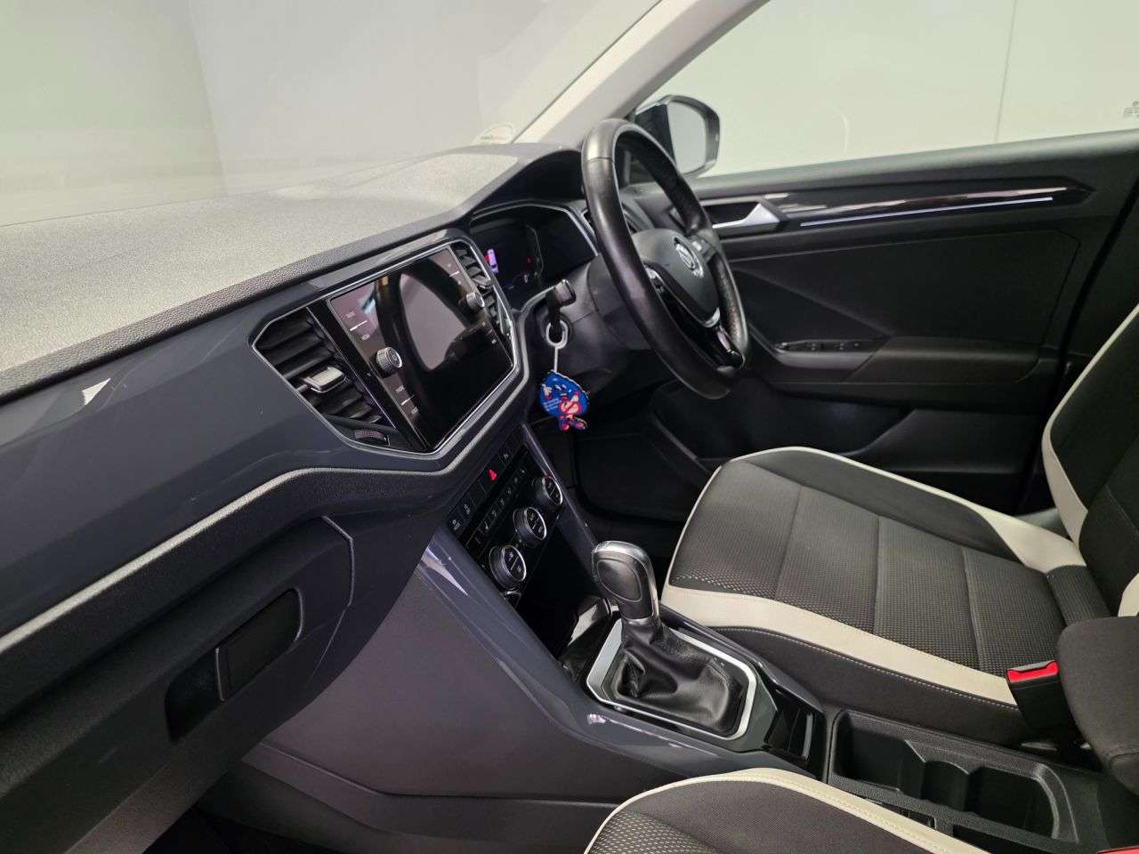 2019 VOLKSWAGEN T-ROC 2019 VOLKSWAGEN T-ROC