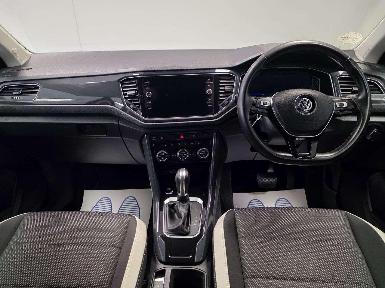 2019 VOLKSWAGEN T-ROC 2019 VOLKSWAGEN T-ROC