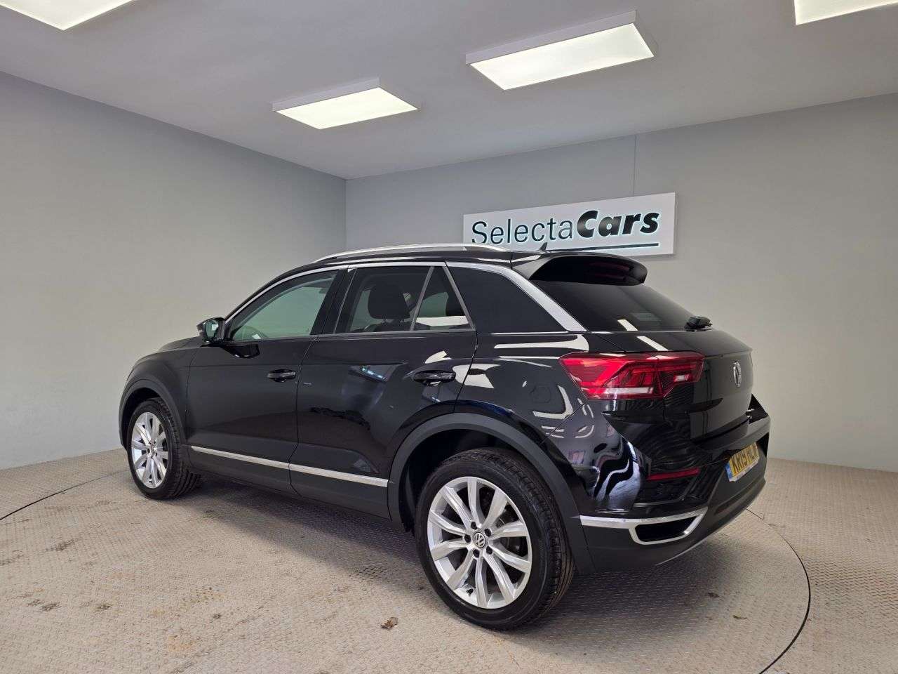 2019 VOLKSWAGEN T-ROC 2019 VOLKSWAGEN T-ROC