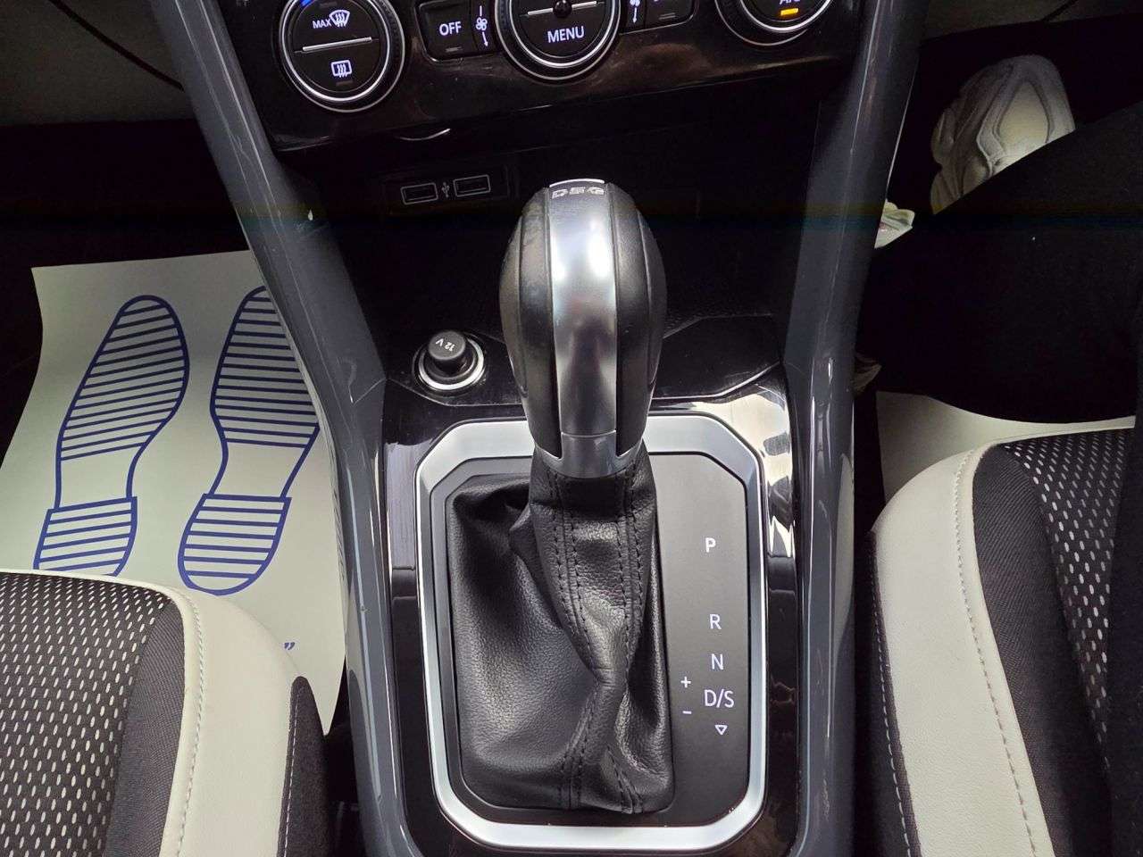 2019 VOLKSWAGEN T-ROC 2019 VOLKSWAGEN T-ROC