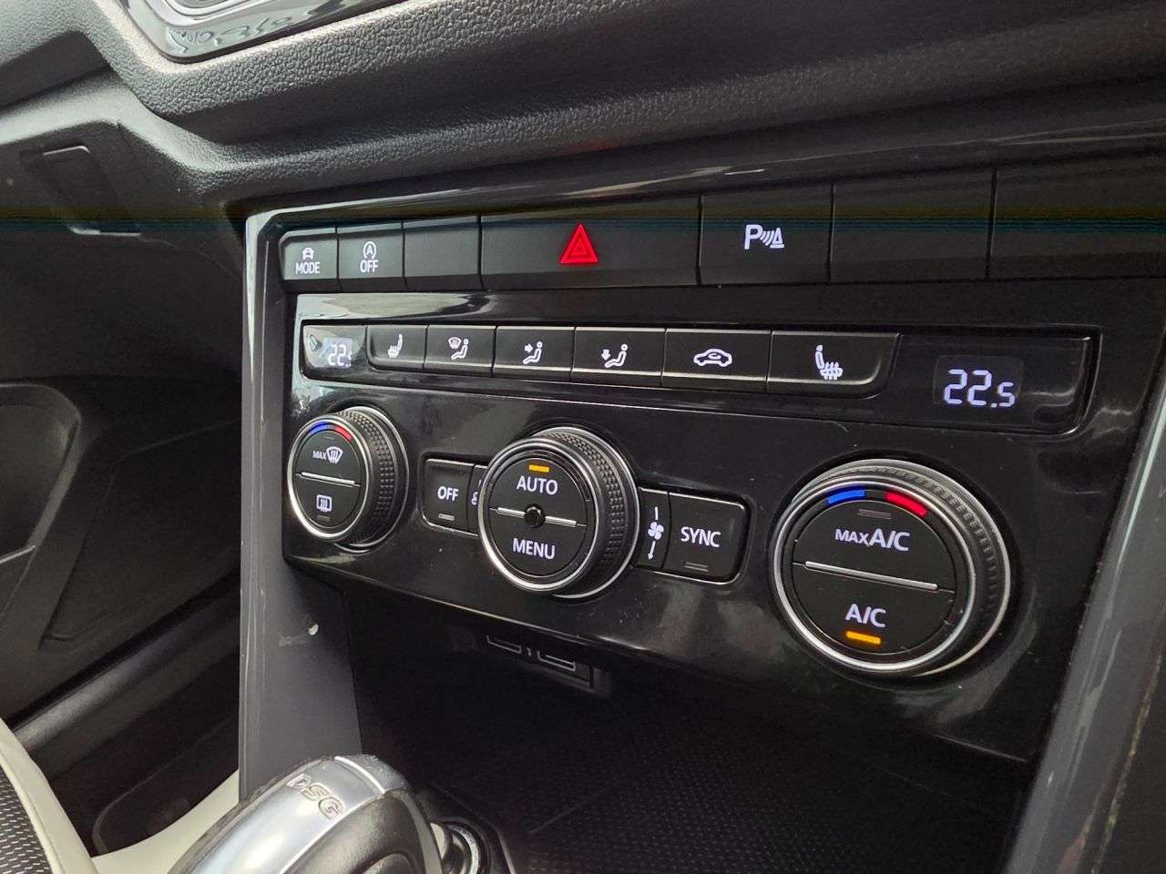 2019 VOLKSWAGEN T-ROC 2019 VOLKSWAGEN T-ROC