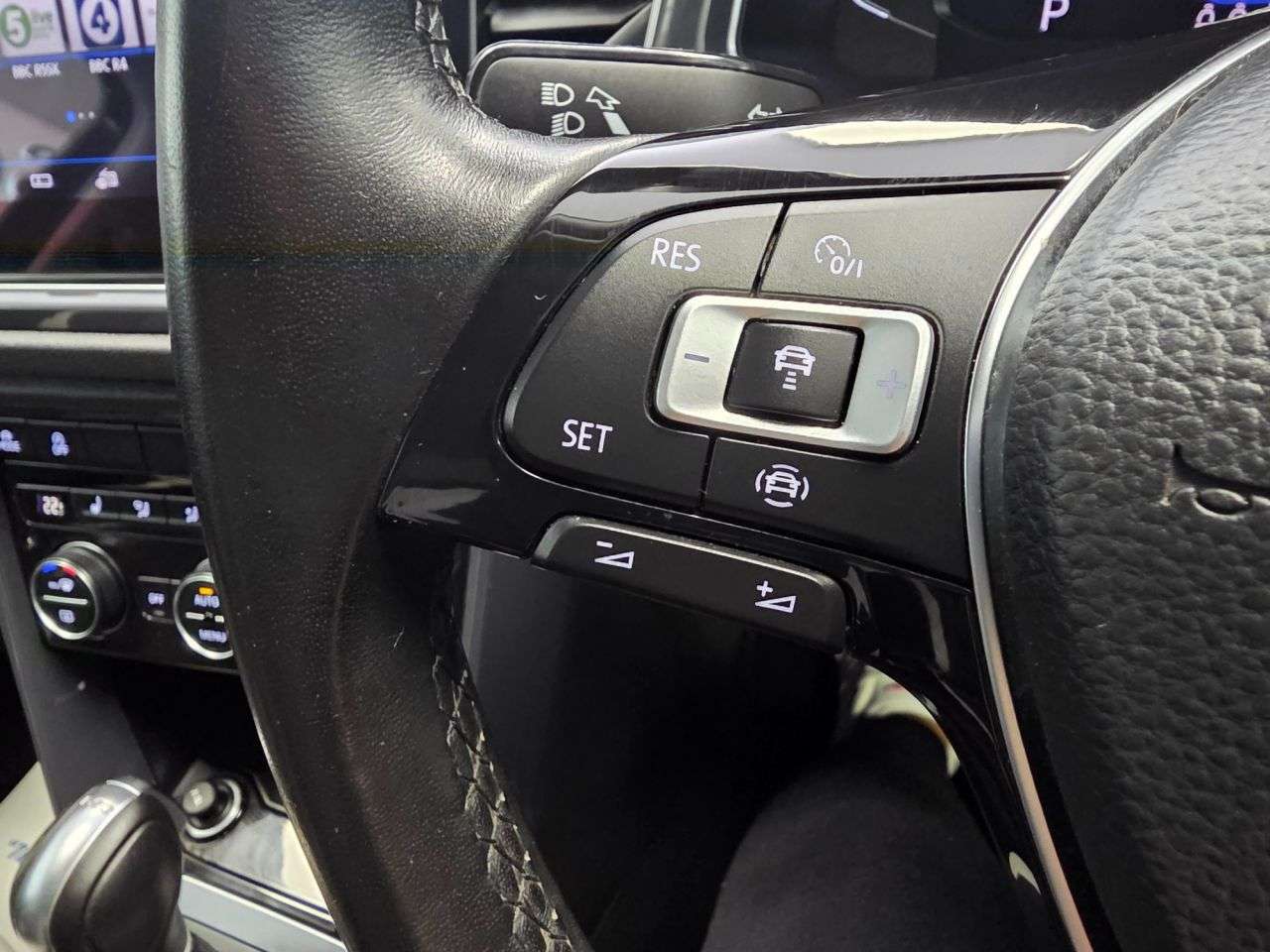 2019 VOLKSWAGEN T-ROC 2019 VOLKSWAGEN T-ROC