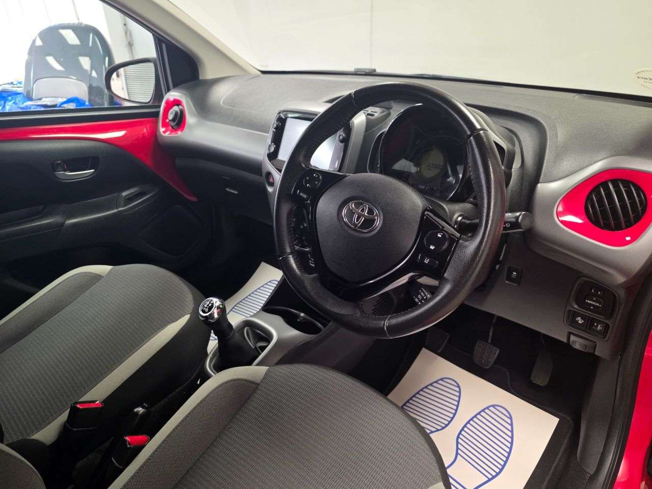 2020 TOYOTA AYGO 2020 TOYOTA AYGO