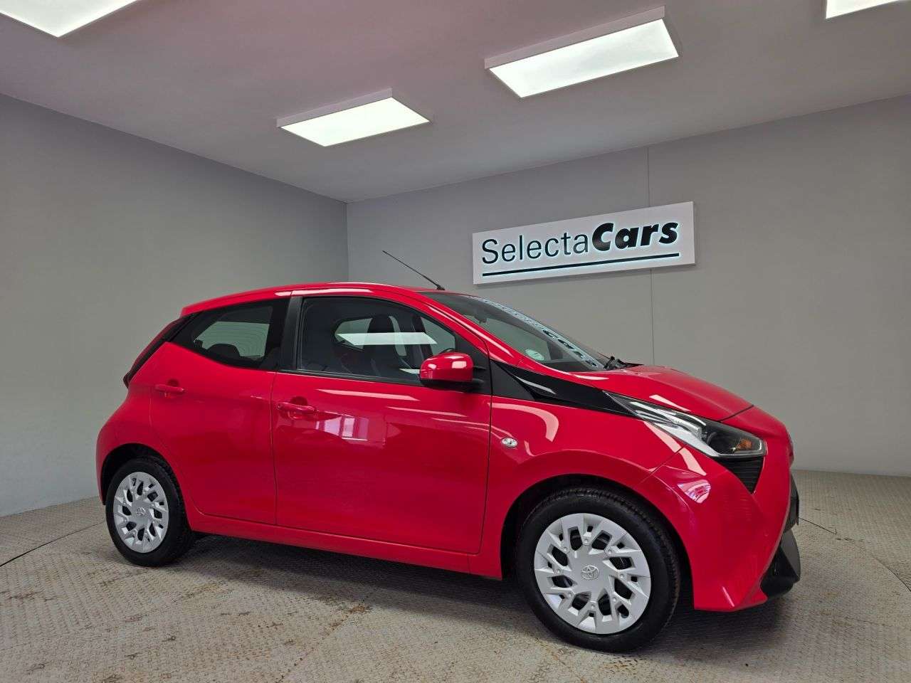 2020 TOYOTA AYGO 2020 TOYOTA AYGO