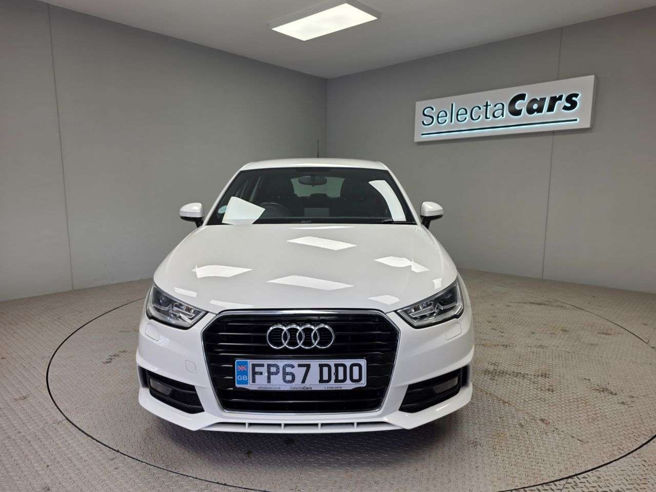 2017 AUDI A1 2017 AUDI A1
