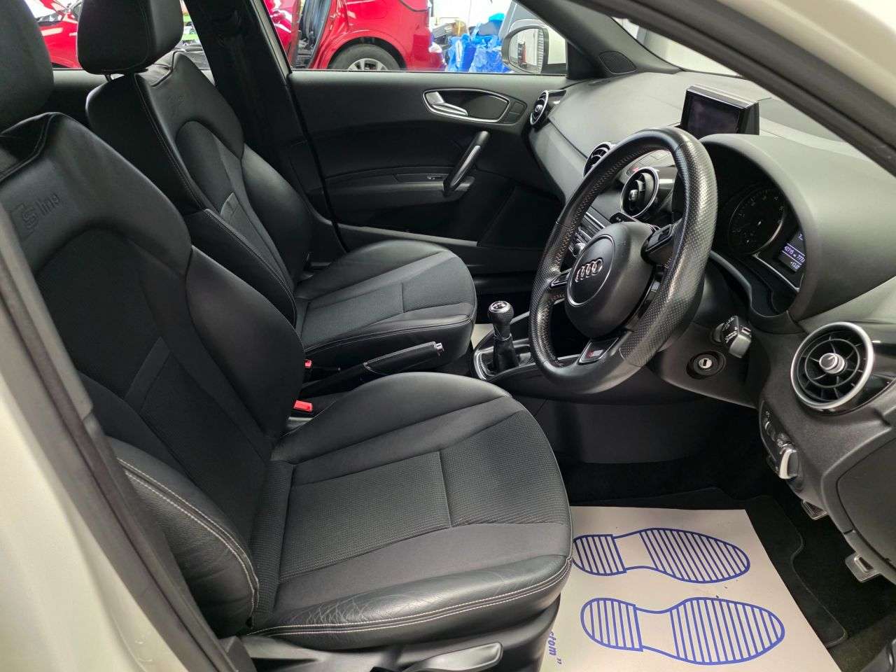 2017 AUDI A1 2017 AUDI A1