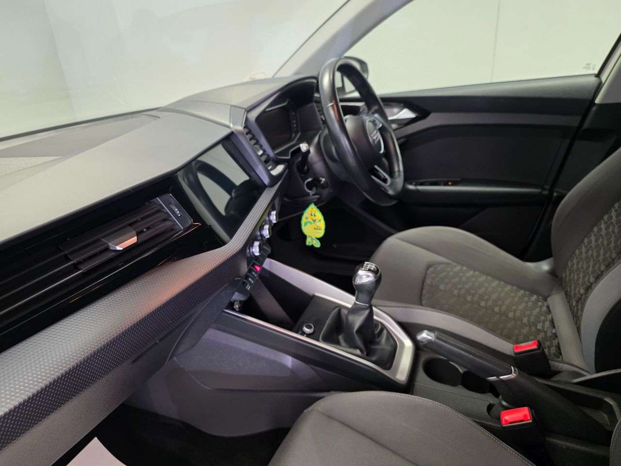 2020 AUDI A1 2020 AUDI A1