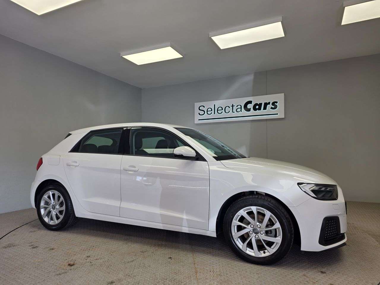 2020 AUDI A1 2020 AUDI A1