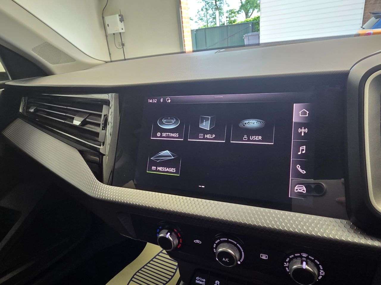 2020 AUDI A1 2020 AUDI A1