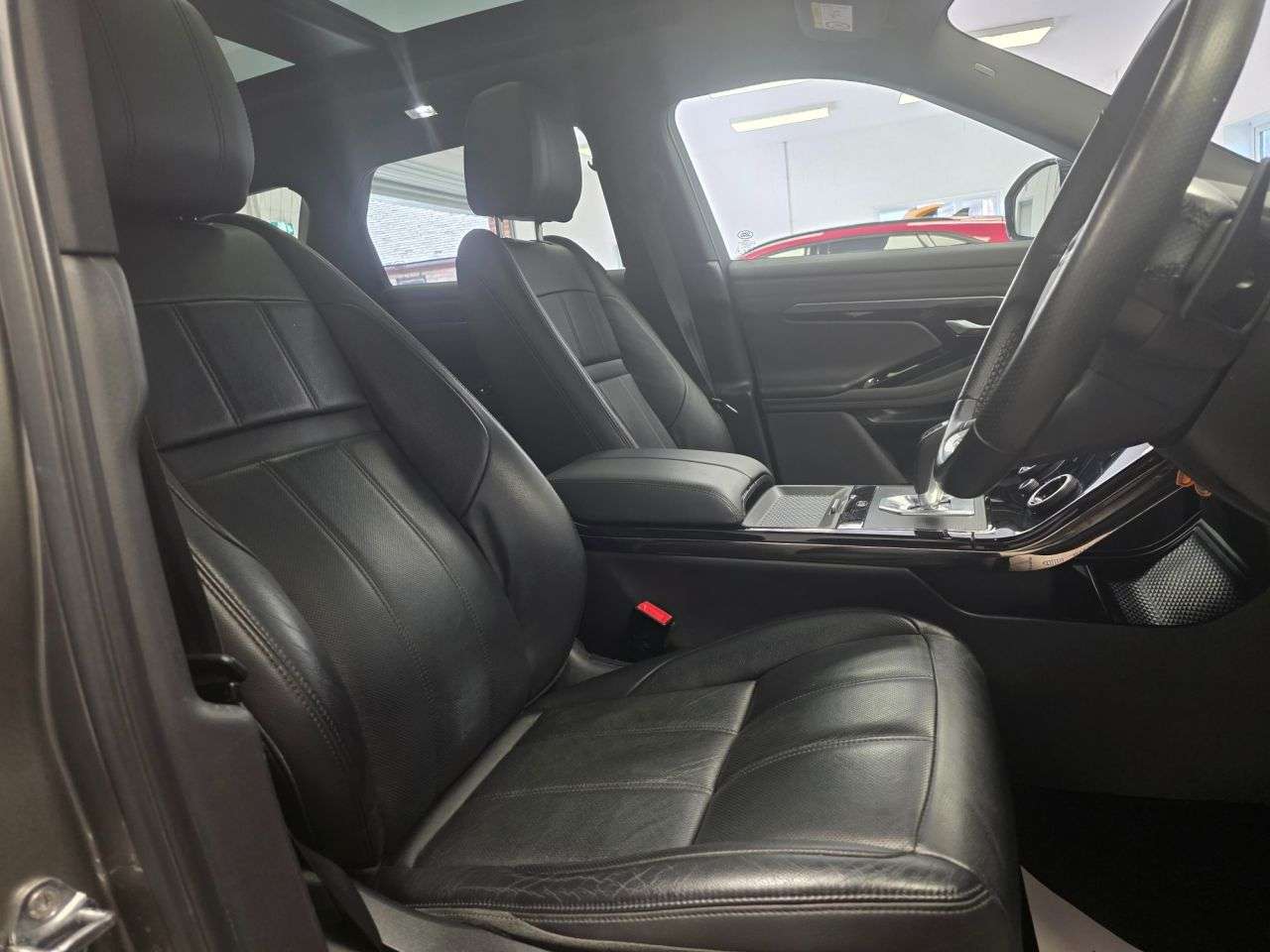 2019 LAND ROVER RANGE ROVER EVOQUE 2019 LAND ROVER RANGE ROVER EVOQUE