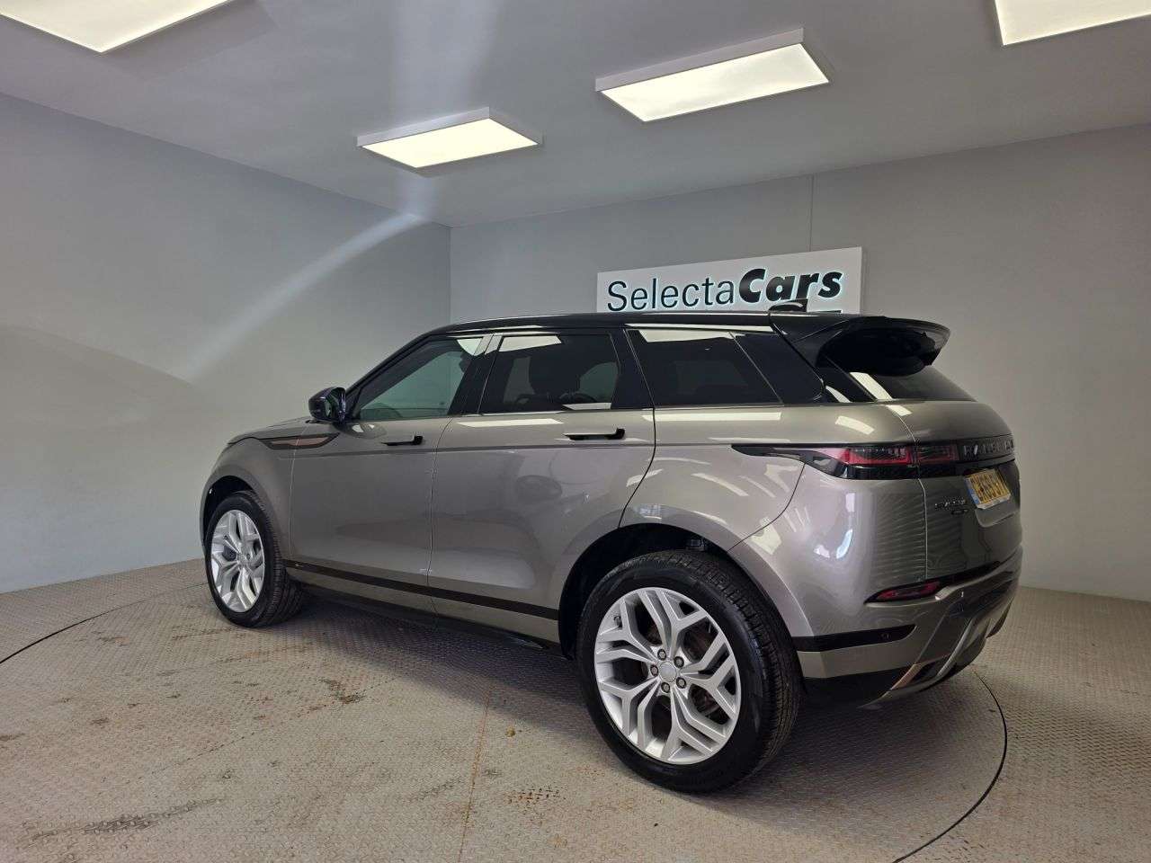 2019 LAND ROVER RANGE ROVER EVOQUE 2019 LAND ROVER RANGE ROVER EVOQUE