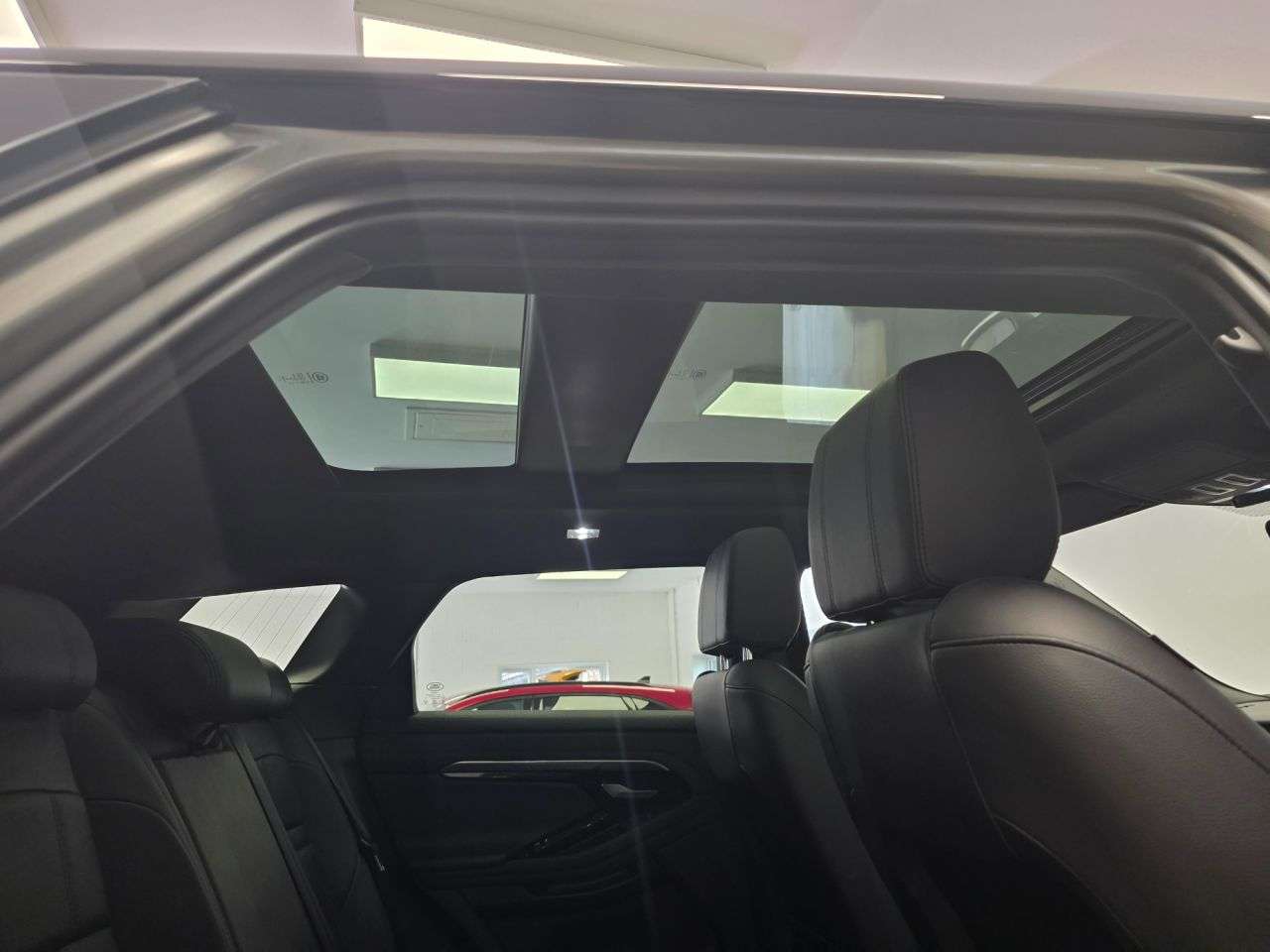 2019 LAND ROVER RANGE ROVER EVOQUE 2019 LAND ROVER RANGE ROVER EVOQUE