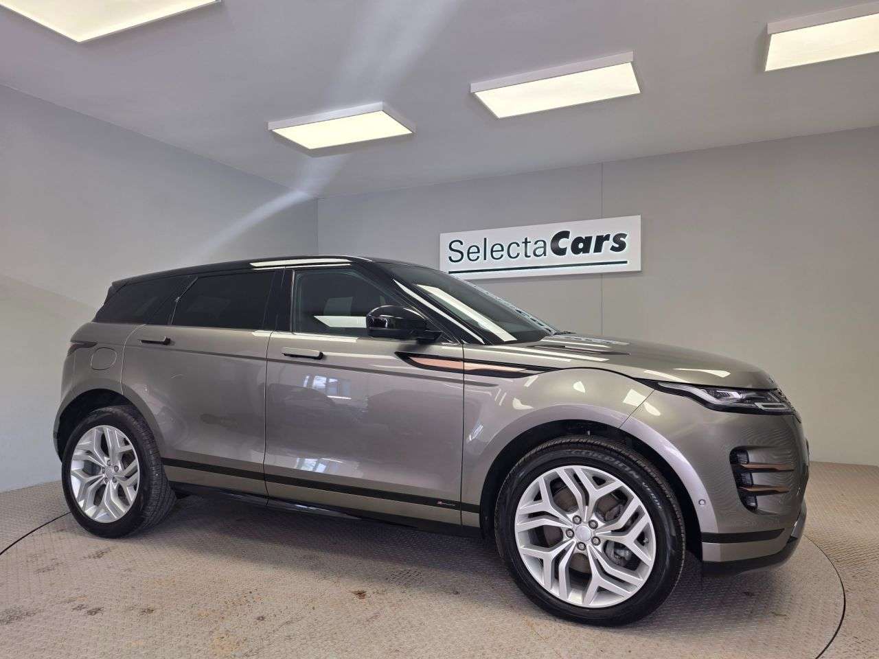 2019 LAND ROVER RANGE ROVER EVOQUE 2019 LAND ROVER RANGE ROVER EVOQUE