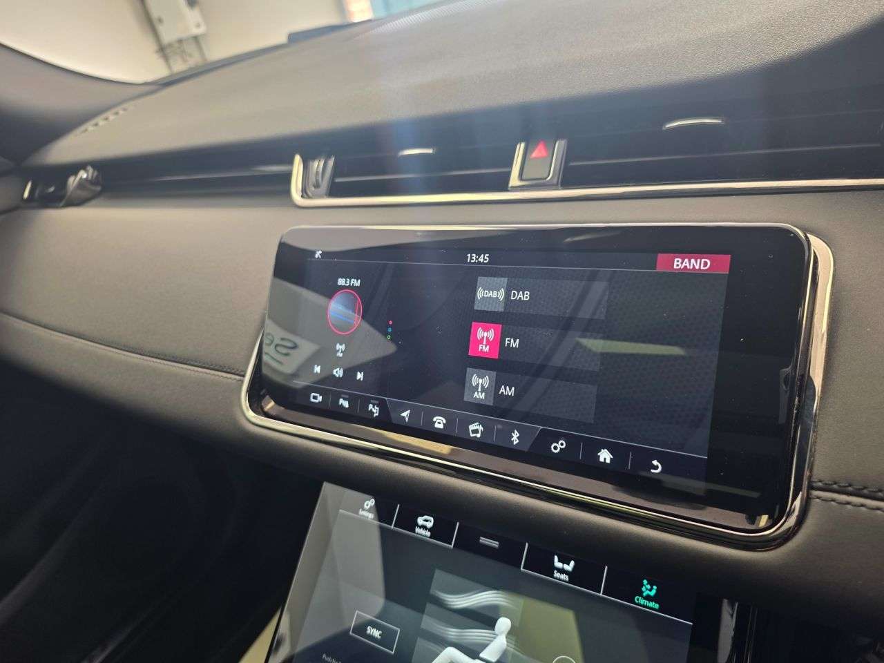 2019 LAND ROVER RANGE ROVER EVOQUE 2019 LAND ROVER RANGE ROVER EVOQUE
