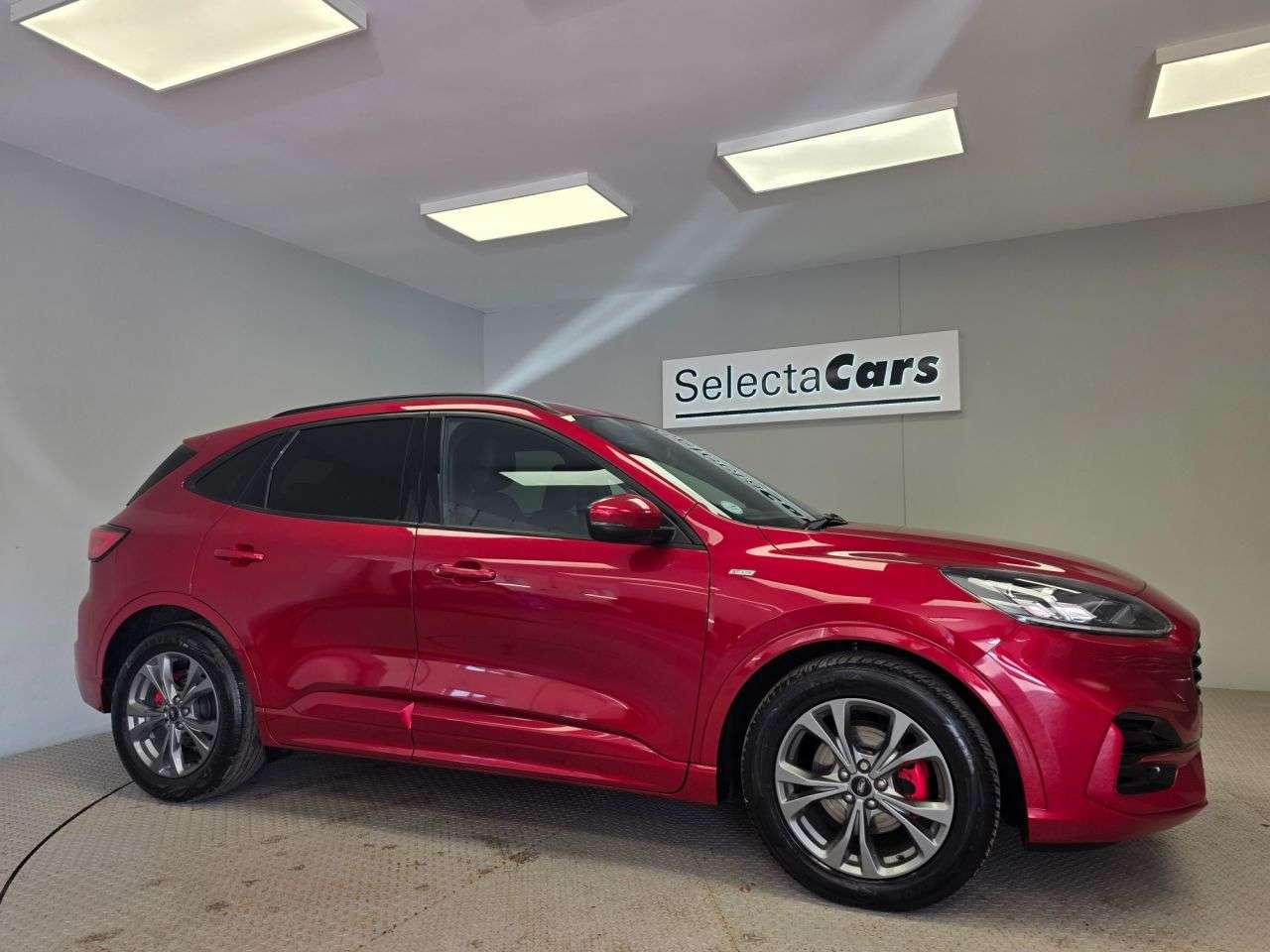A 2022 FORD KUGA 2.0 EcoBlue MHEV ST-Line SUV 5dr Diesel Manual Euro 6 (s/s) (150 ps) A 2022 FORD KUGA 2.0 EcoBlue MHEV ST-Line SUV 5dr Diesel Manual Euro 6 (s/s) (150 ps)