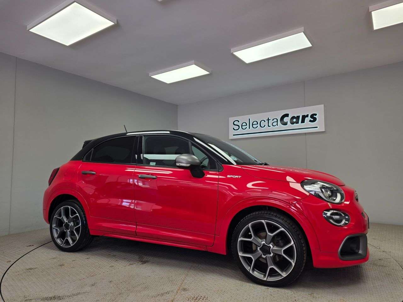 A 2020 FIAT 500X 1.0 FireFly Turbo Sport SUV 5dr Petrol Manual Euro 6 (s/s) (120 bhp) A 2020 FIAT 500X 1.0 FireFly Turbo Sport SUV 5dr Petrol Manual Euro 6 (s/s) (120 bhp)