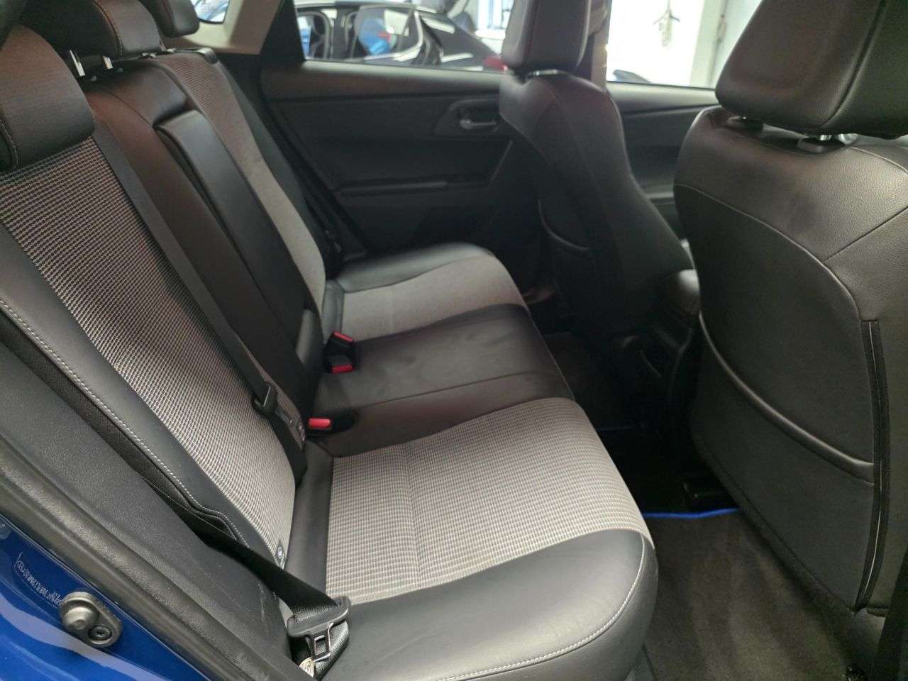 2017 TOYOTA AURIS 2017 TOYOTA AURIS