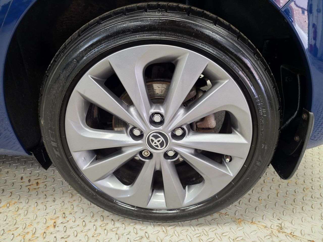 2017 TOYOTA AURIS 2017 TOYOTA AURIS