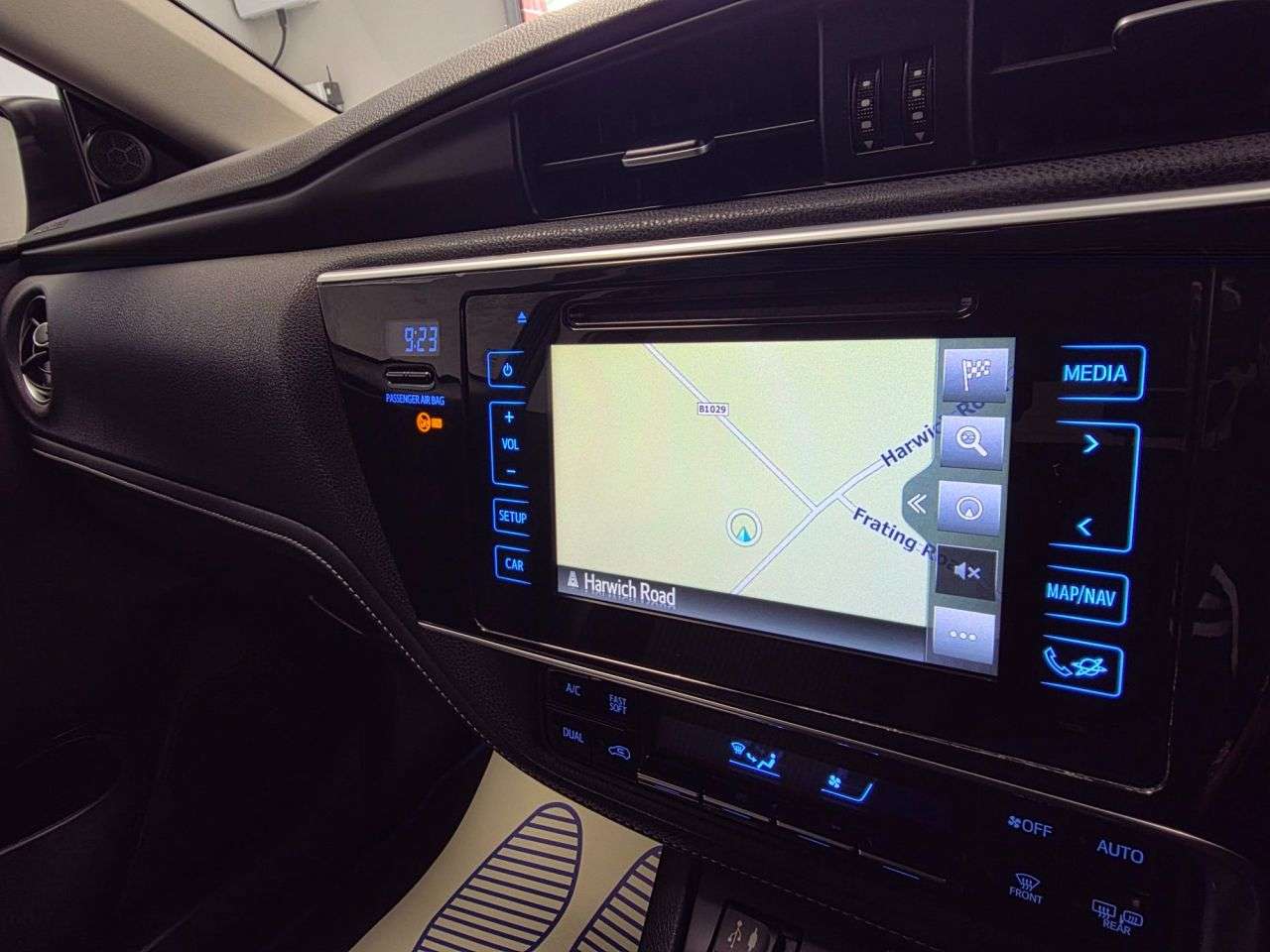 2017 TOYOTA AURIS 2017 TOYOTA AURIS