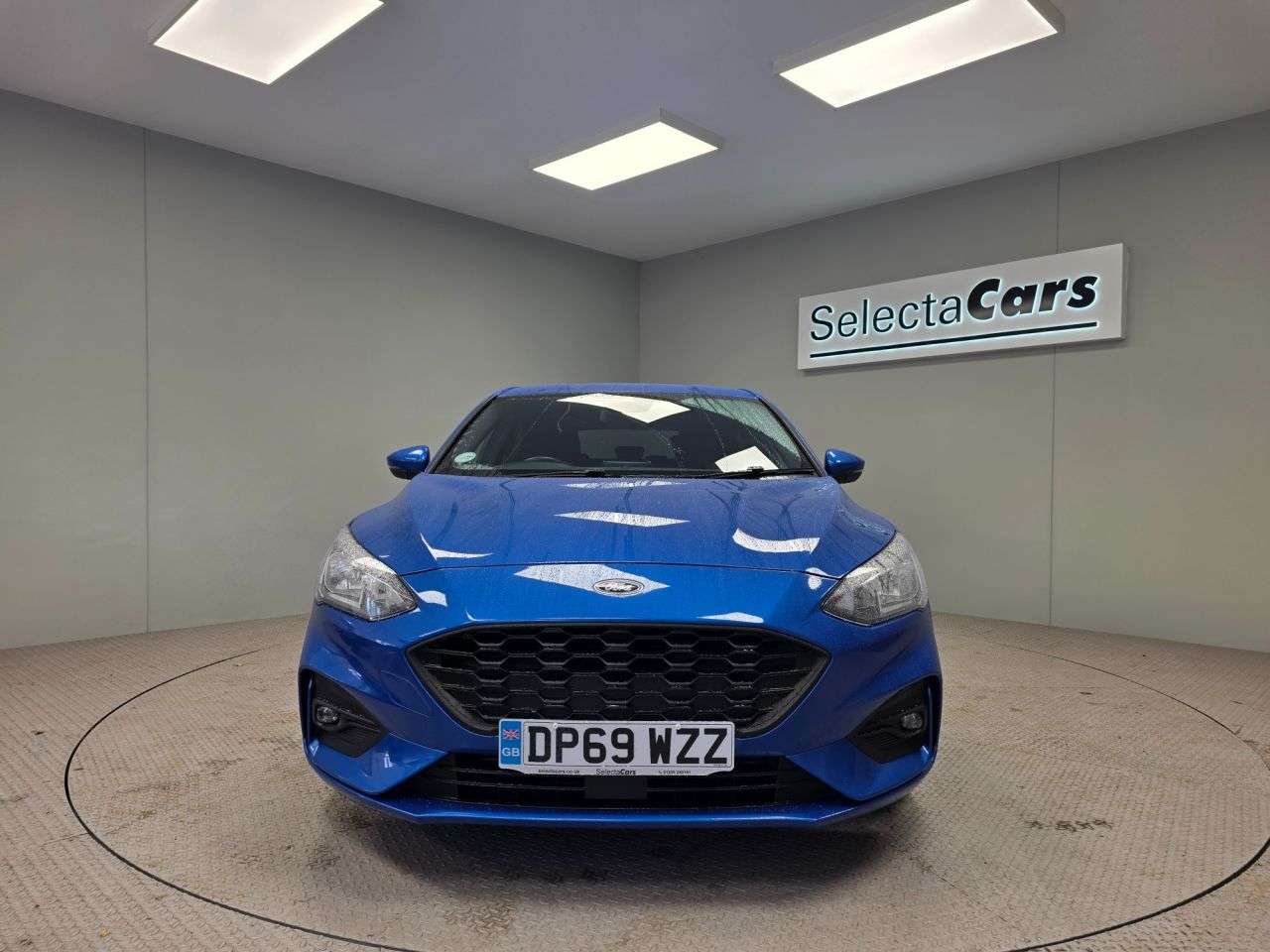 A 2019 FORD FOCUS 1.0T EcoBoost ST-Line Hatchback 5dr Petrol Manual Euro 6 (s/s) (125 ps) A 2019 FORD FOCUS 1.0T EcoBoost ST-Line Hatchback 5dr Petrol Manual Euro 6 (s/s) (125 ps)