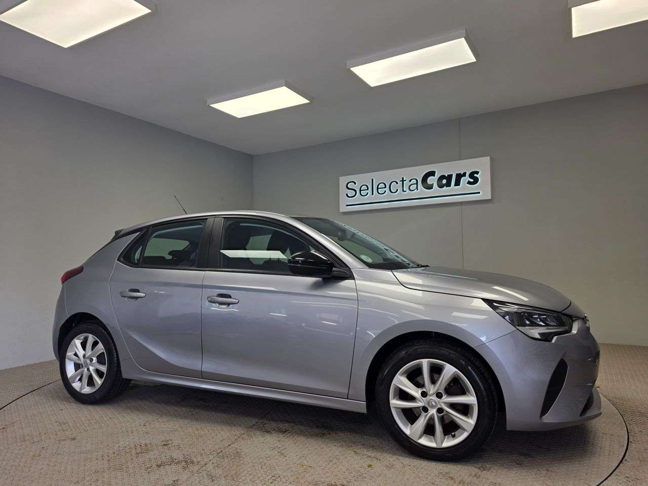 A 2020 VAUXHALL CORSA 1.2 SE Premium Hatchback 5dr Petrol Manual Euro 6 (75 ps) A 2020 VAUXHALL CORSA 1.2 SE Premium Hatchback 5dr Petrol Manual Euro 6 (75 ps)