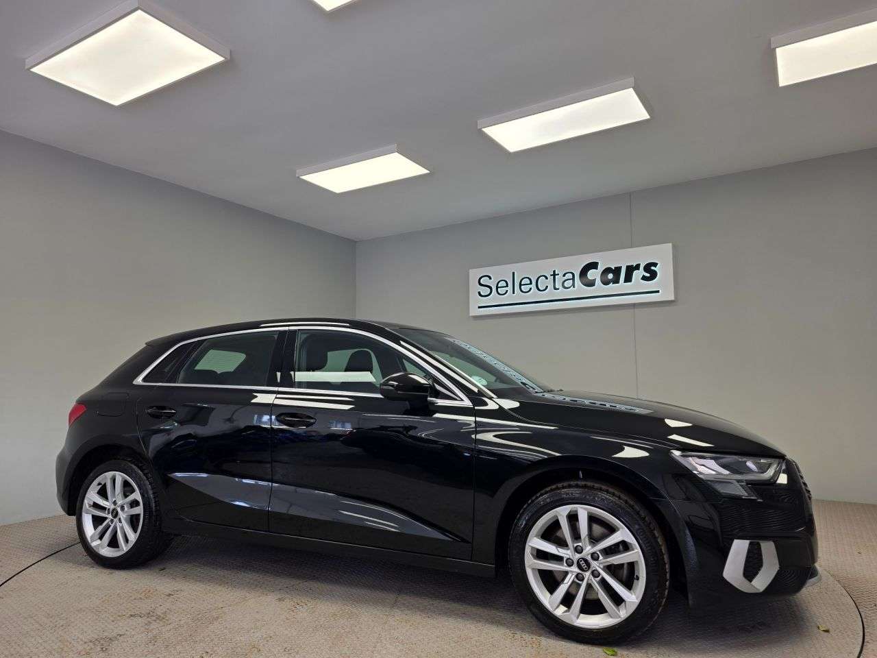 A 2021 AUDI A3 1.4 TFSIe 40 Sport Sportback 5dr Petrol Plug-in Hybrid S Tronic Euro 6 (s/s A 2021 AUDI A3 1.4 TFSIe 40 Sport Sportback 5dr Petrol Plug-in Hybrid S Tronic Euro 6 (s/s
