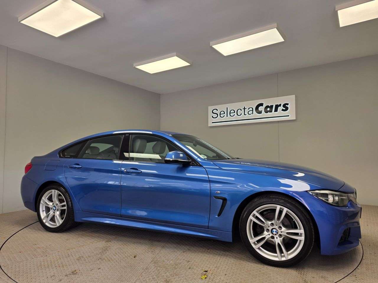 A 2018 BMW 4 SERIES GRAN COUPE 2.0 420i M Sport Hatchback 5dr Petrol Auto Euro 6 (s/s) (184 ps) A 2018 BMW 4 SERIES GRAN COUPE 2.0 420i M Sport Hatchback 5dr Petrol Auto Euro 6 (s/s) (184 ps)