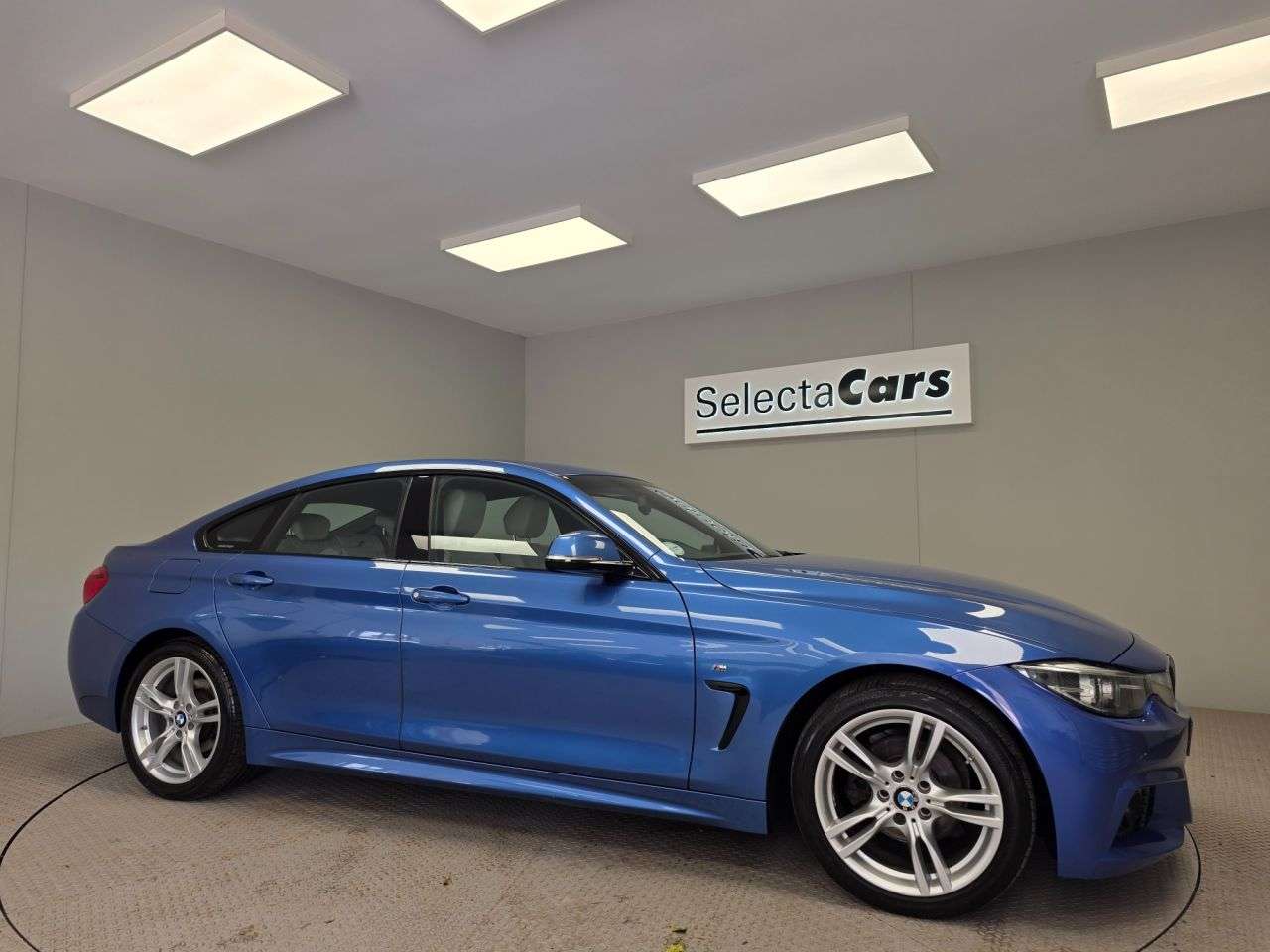 A 2018 BMW 4 SERIES GRAN COUPE 2.0 420i M Sport Hatchback 5dr Petrol Auto Euro 6 (s/s) (184 ps) A 2018 BMW 4 SERIES GRAN COUPE 2.0 420i M Sport Hatchback 5dr Petrol Auto Euro 6 (s/s) (184 ps)