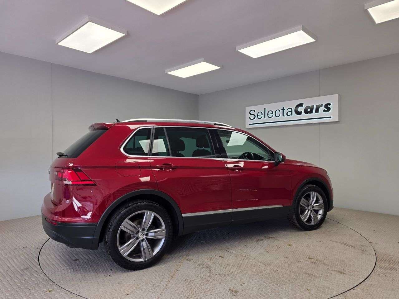2019 VOLKSWAGEN TIGUAN 2019 VOLKSWAGEN TIGUAN
