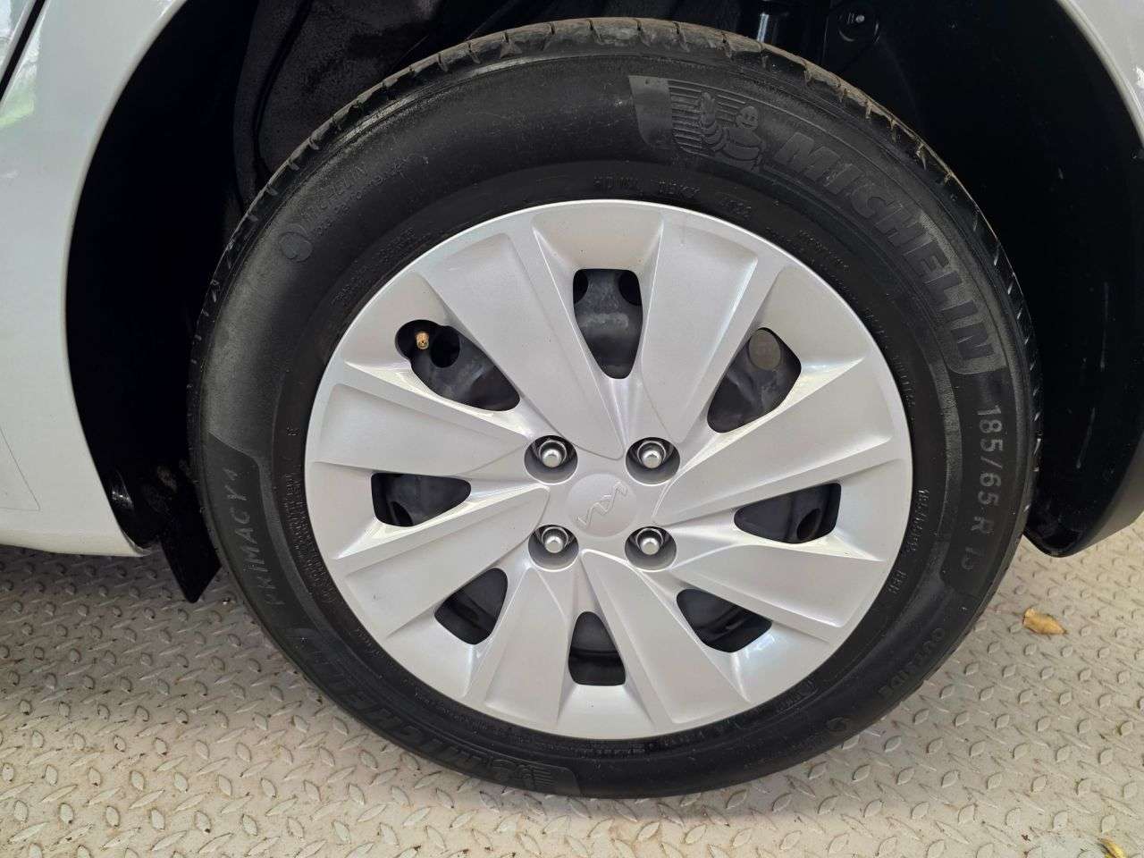 2023 KIA RIO 2023 KIA RIO