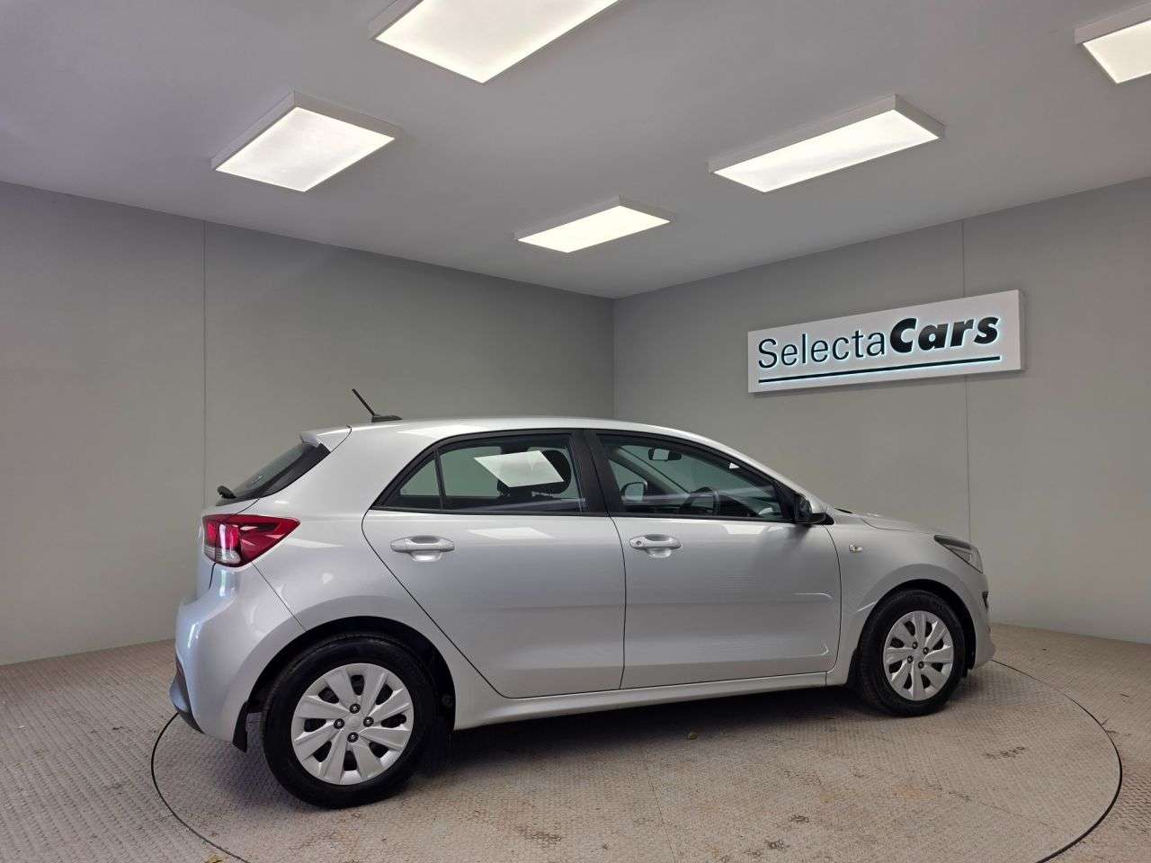 2023 KIA RIO 2023 KIA RIO