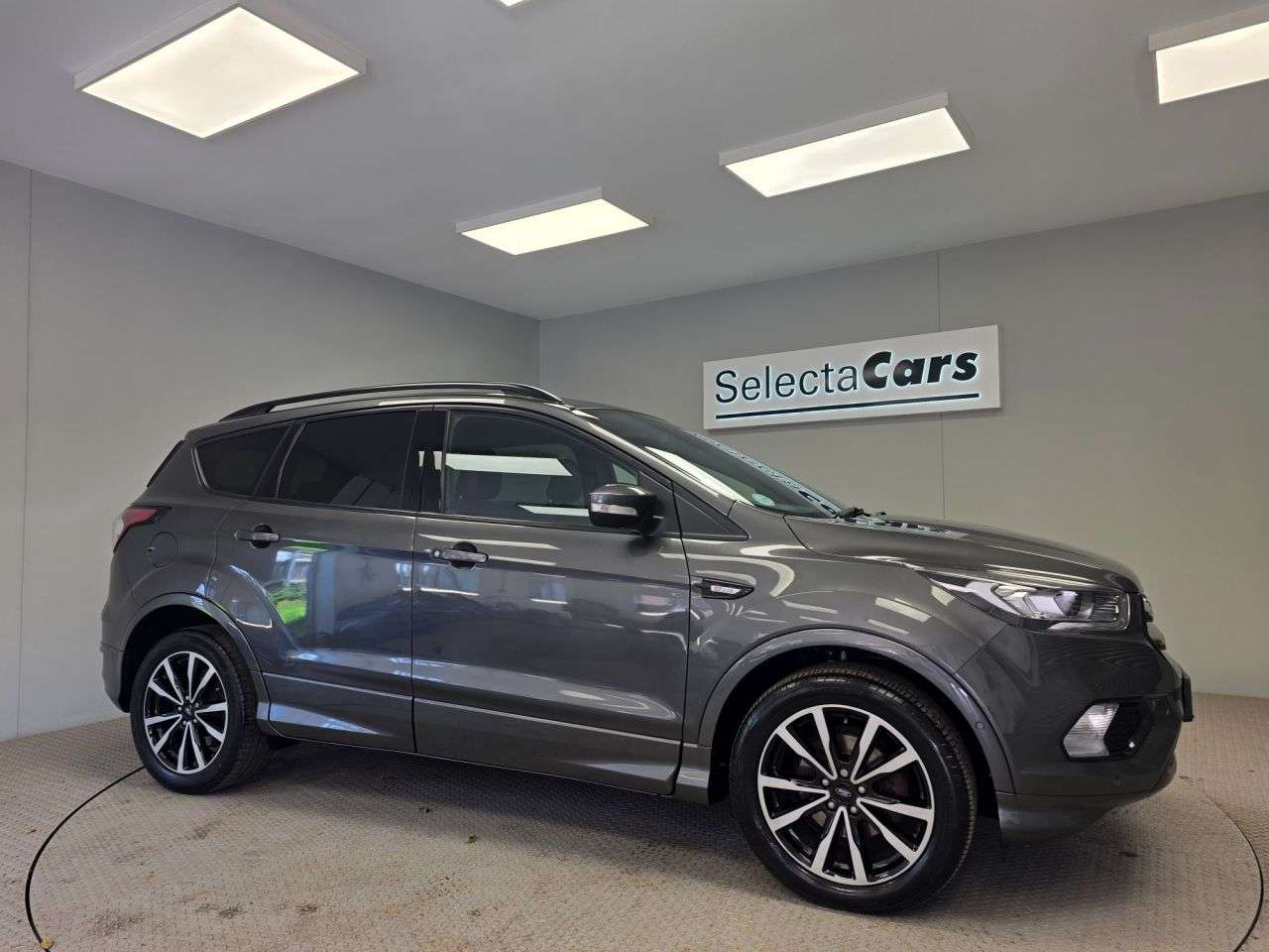 A 2019 FORD KUGA 1.5T EcoBoost GPF ST-Line SUV 5dr Petrol Manual Euro 6 (s/s) (150 ps) A 2019 FORD KUGA 1.5T EcoBoost GPF ST-Line SUV 5dr Petrol Manual Euro 6 (s/s) (150 ps)