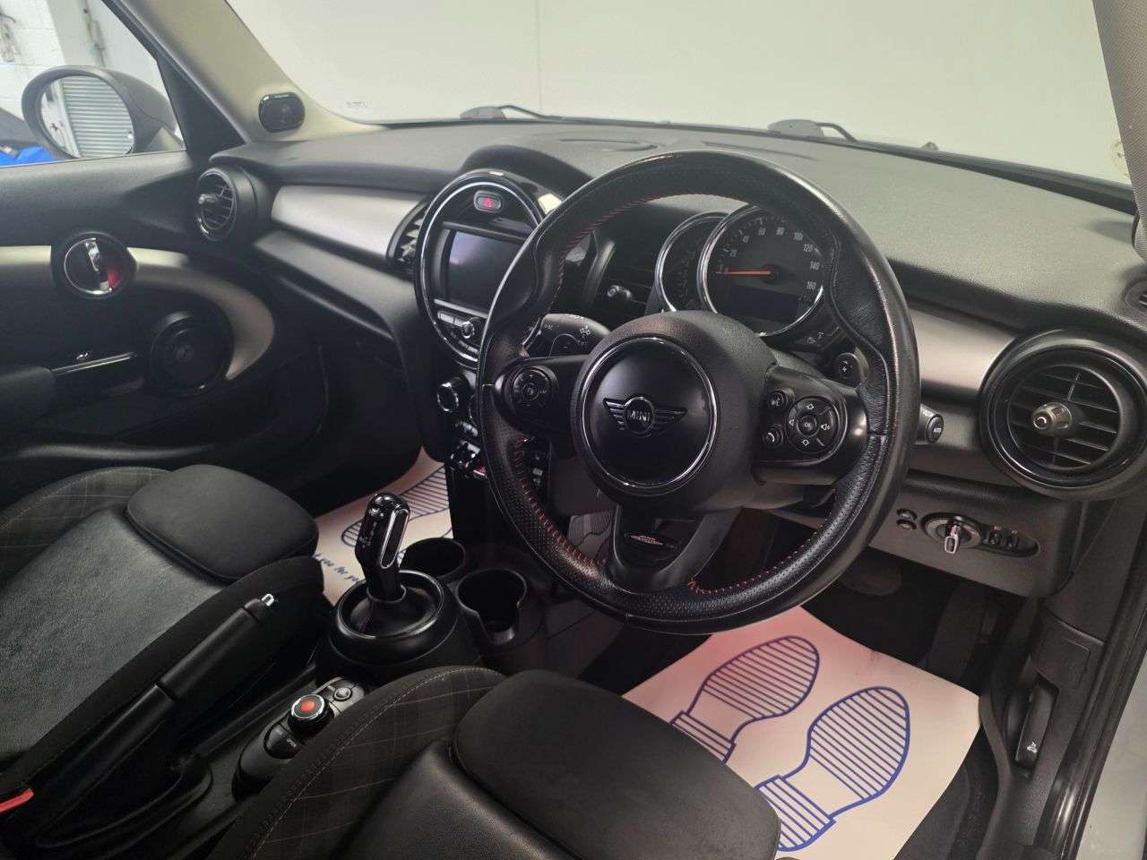 2018 MINI HATCH 2018 MINI HATCH