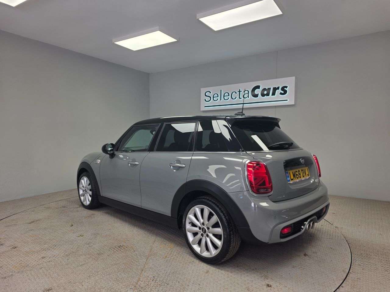 2018 MINI HATCH 2018 MINI HATCH