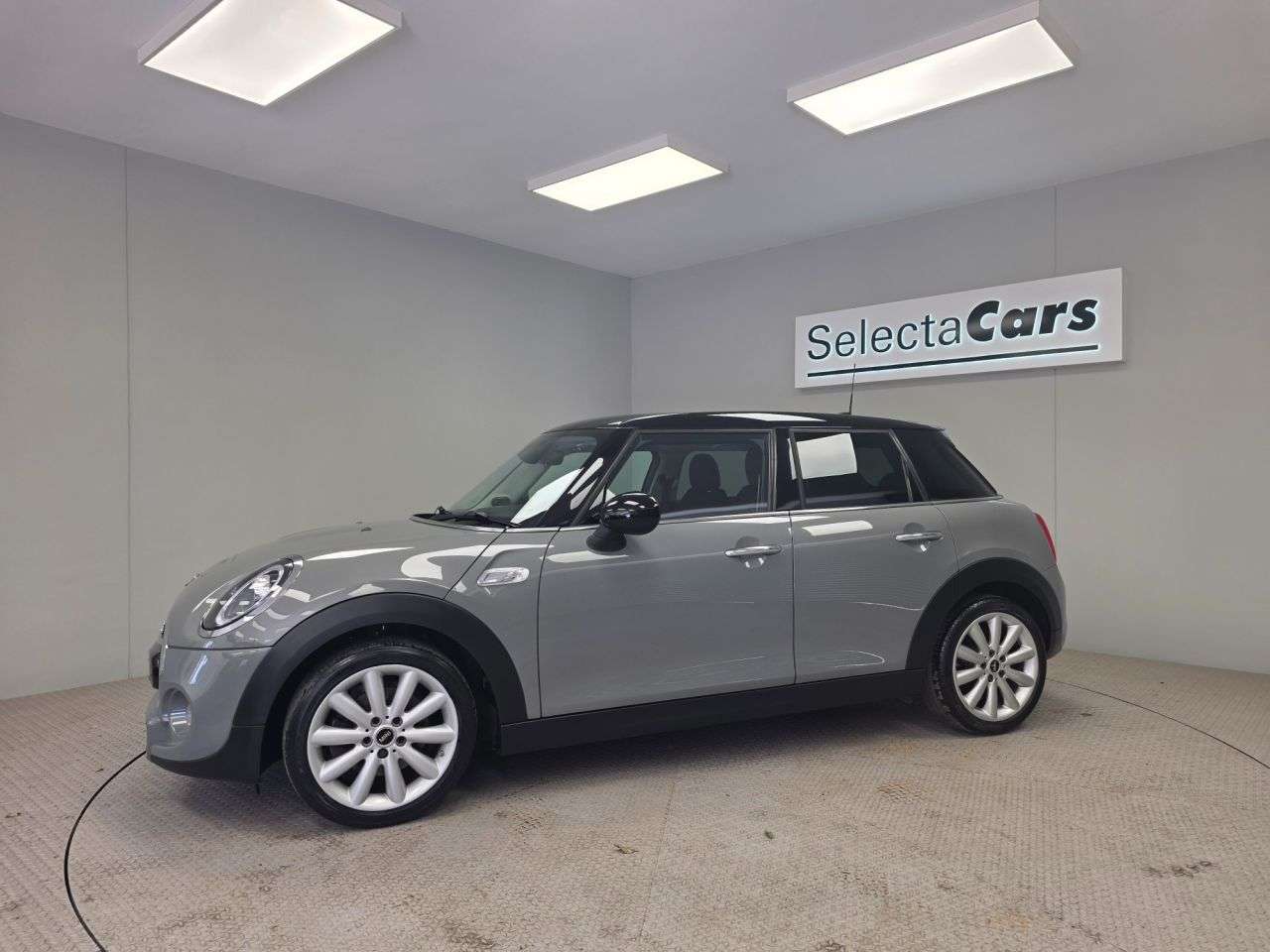 2018 MINI HATCH 2018 MINI HATCH