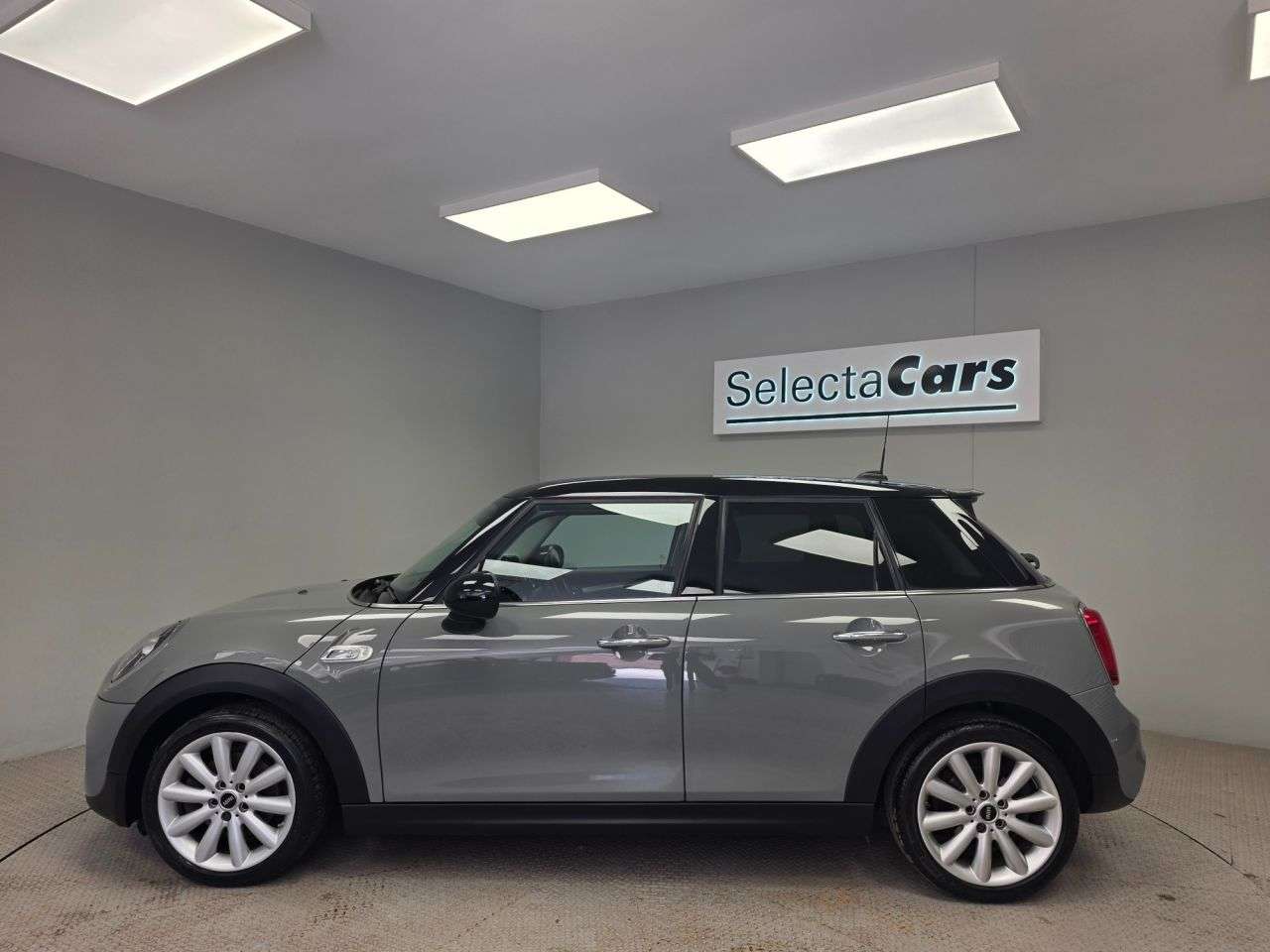 2018 MINI HATCH 2018 MINI HATCH