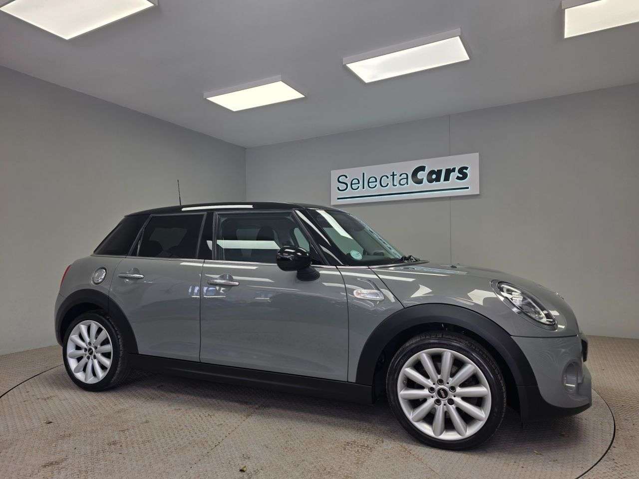 2018 MINI HATCH 2018 MINI HATCH