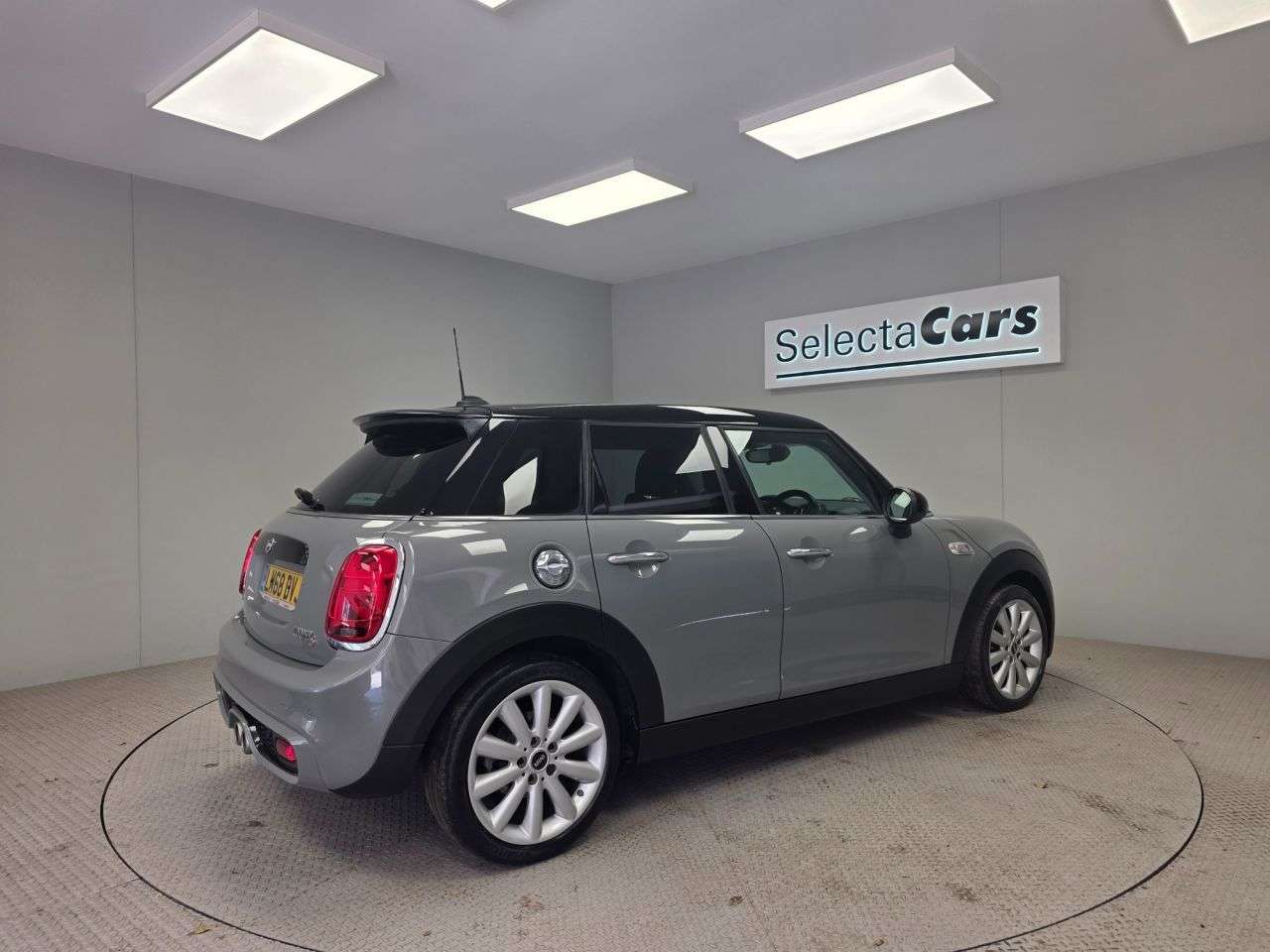 2018 MINI HATCH 2018 MINI HATCH