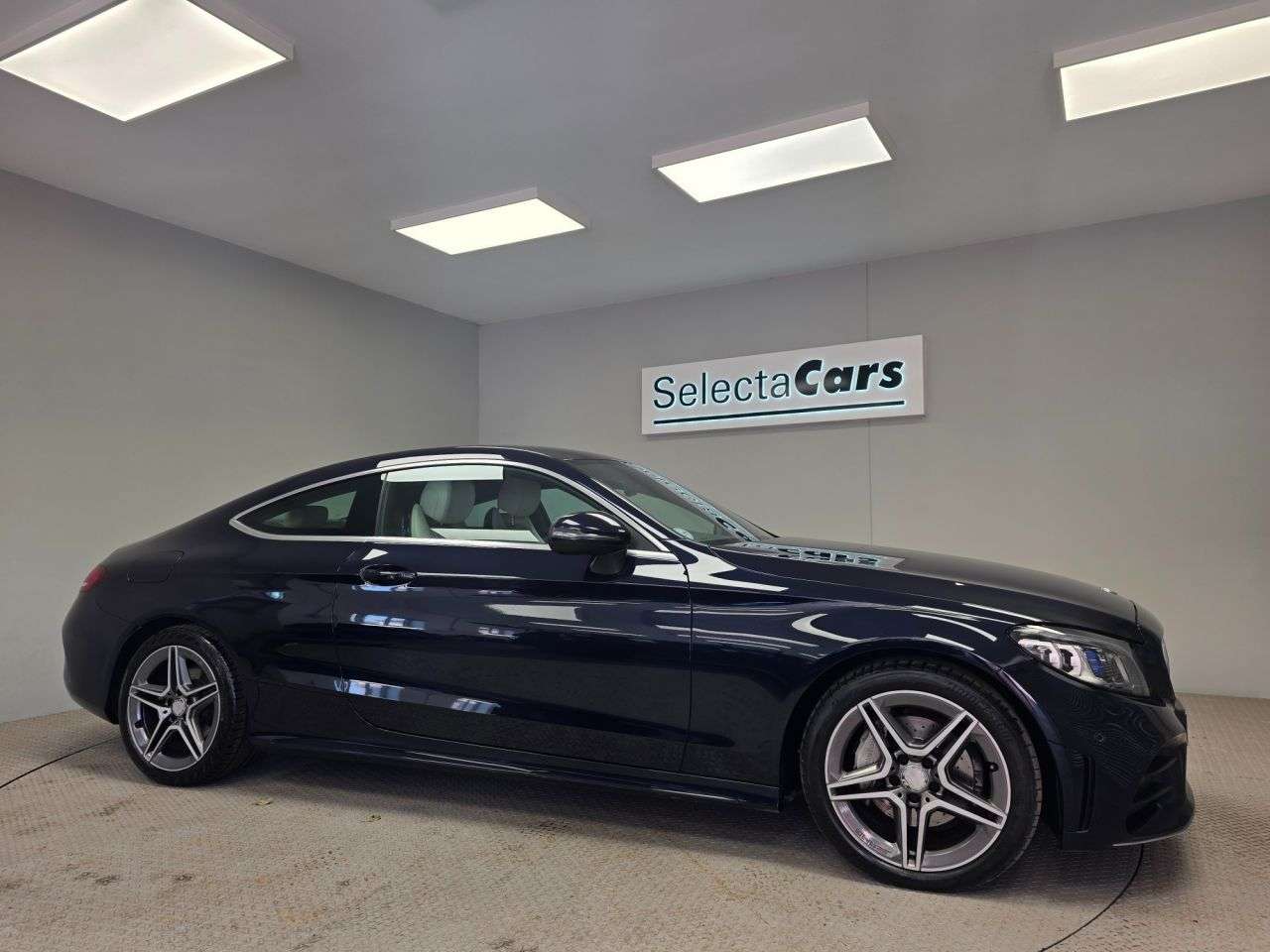 A 2018 MERCEDES-BENZ C-CLASS 1.5 C200 MHEV AMG Line (Premium) Coupe 2dr Petrol G-Tronic+ Euro 6 (s/s) (1 A 2018 MERCEDES-BENZ C-CLASS 1.5 C200 MHEV AMG Line (Premium) Coupe 2dr Petrol G-Tronic+ Euro 6 (s/s) (1
