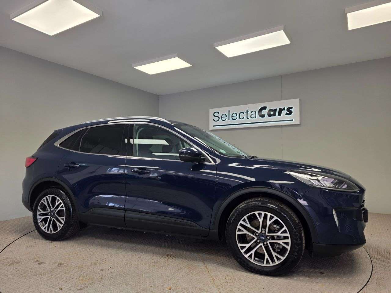 A 2021 FORD KUGA 2.5 EcoBoost Duratec 14.4kWh Titanium SUV 5dr Petrol Plug-in Hybrid CVT Eur A 2021 FORD KUGA 2.5 EcoBoost Duratec 14.4kWh Titanium SUV 5dr Petrol Plug-in Hybrid CVT Eur