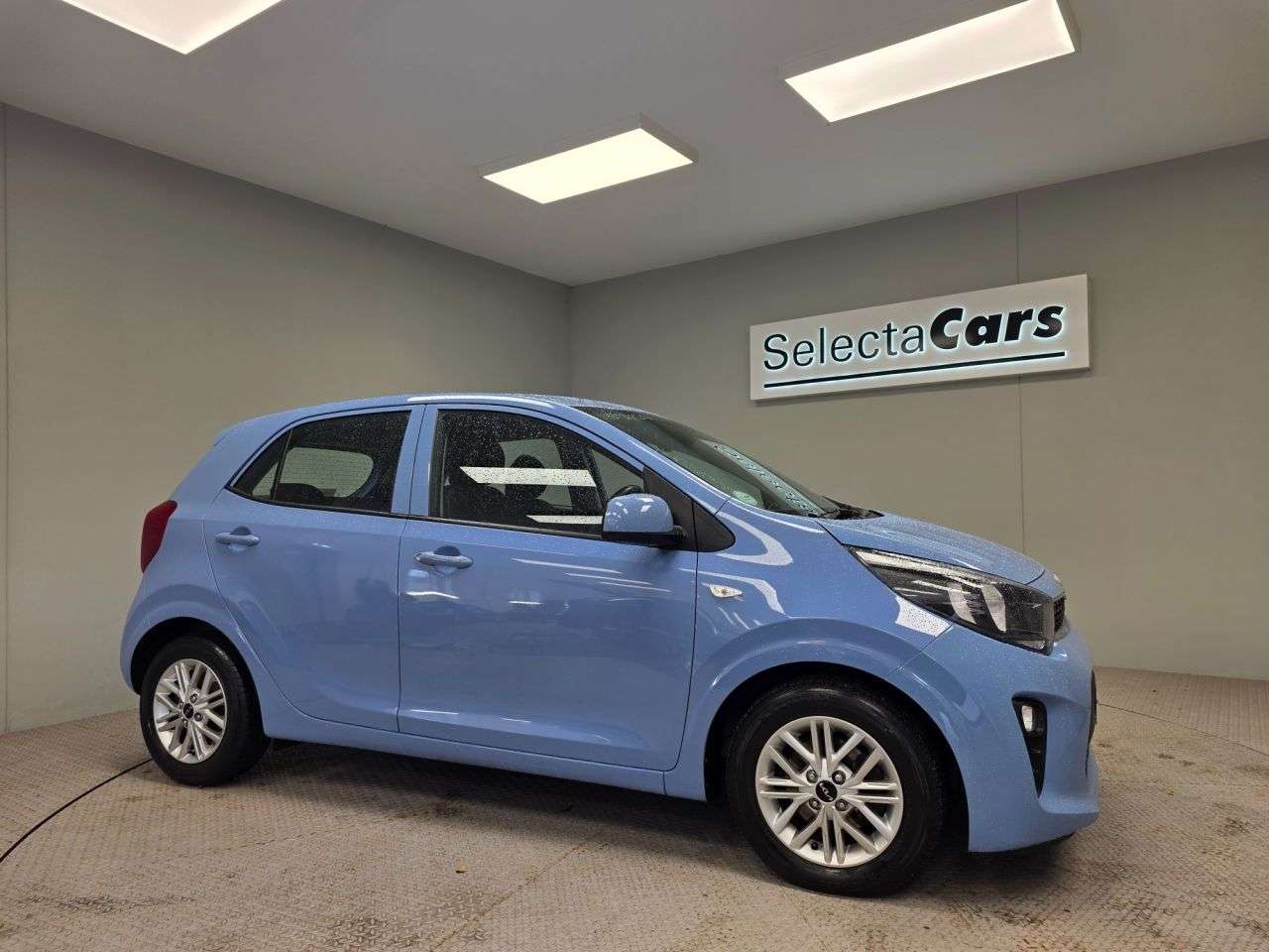 A 2022 KIA PICANTO 1.0 DPi 2 Hatchback 5dr Petrol Manual Euro 6 (s/s) (66 bhp) A 2022 KIA PICANTO 1.0 DPi 2 Hatchback 5dr Petrol Manual Euro 6 (s/s) (66 bhp)