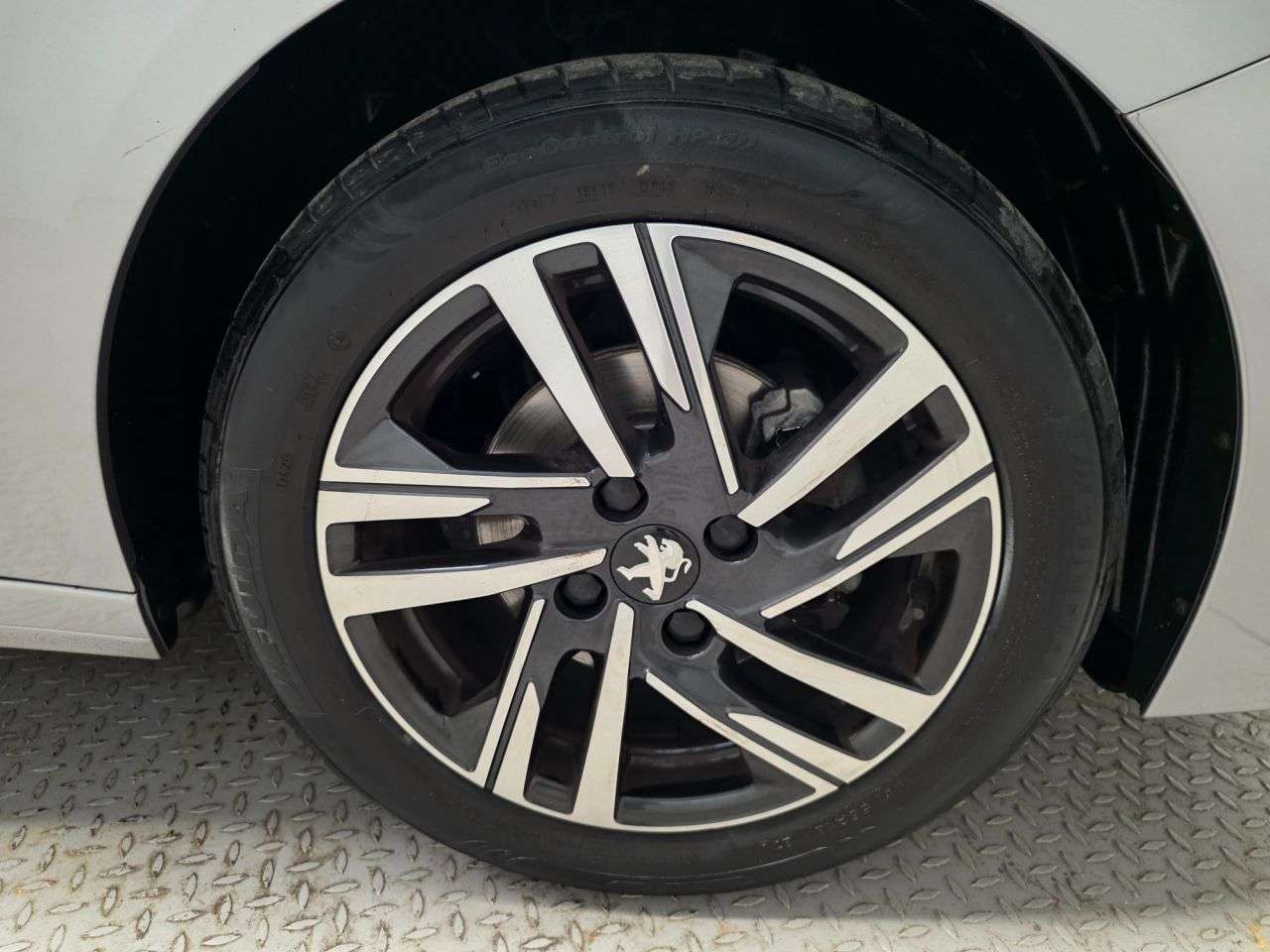 2023 PEUGEOT 208 2023 PEUGEOT 208