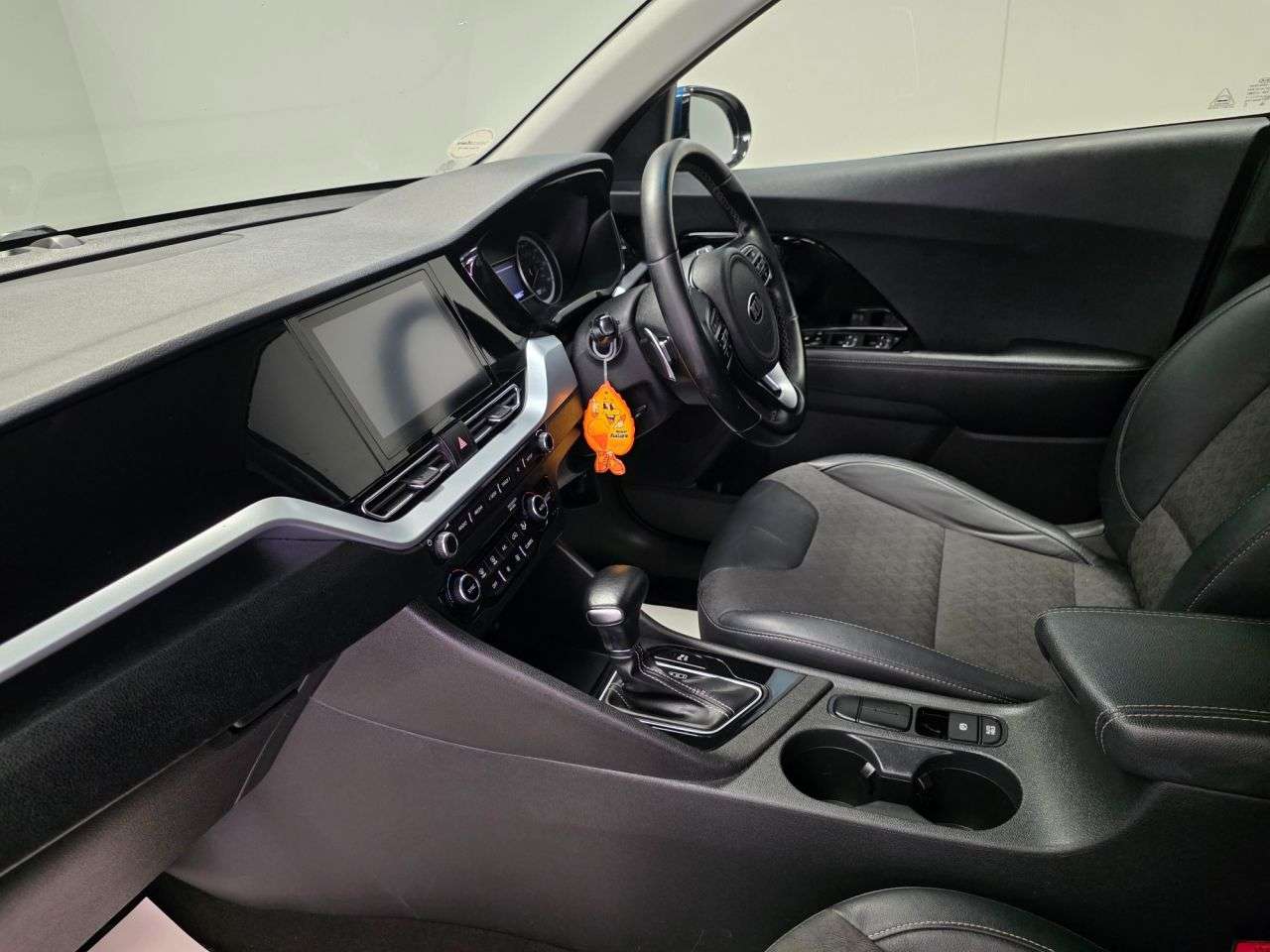 2020 KIA NIRO 2020 KIA NIRO